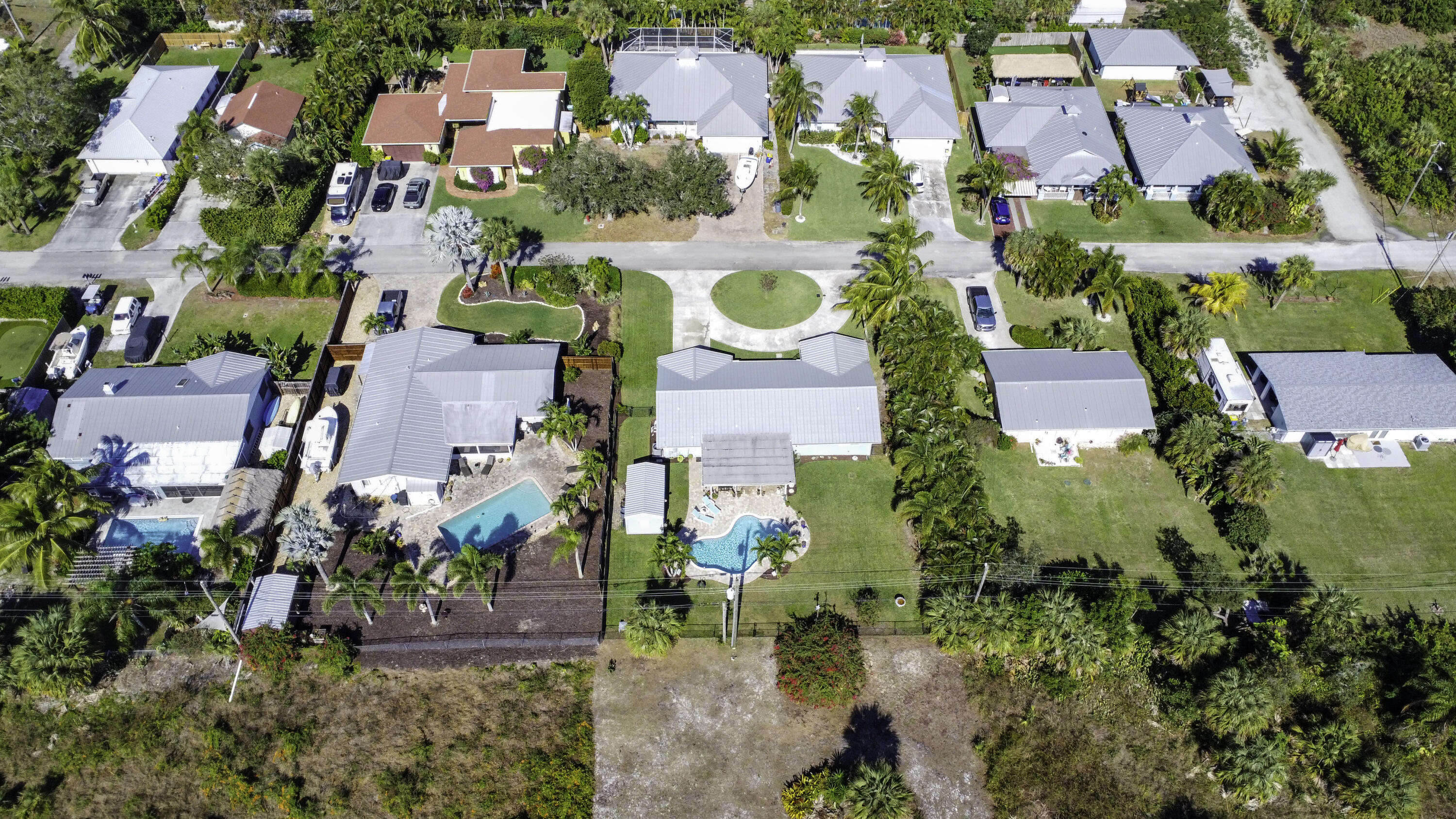 SATURN AVENUE ADDITIION UNRECORDED - Residential