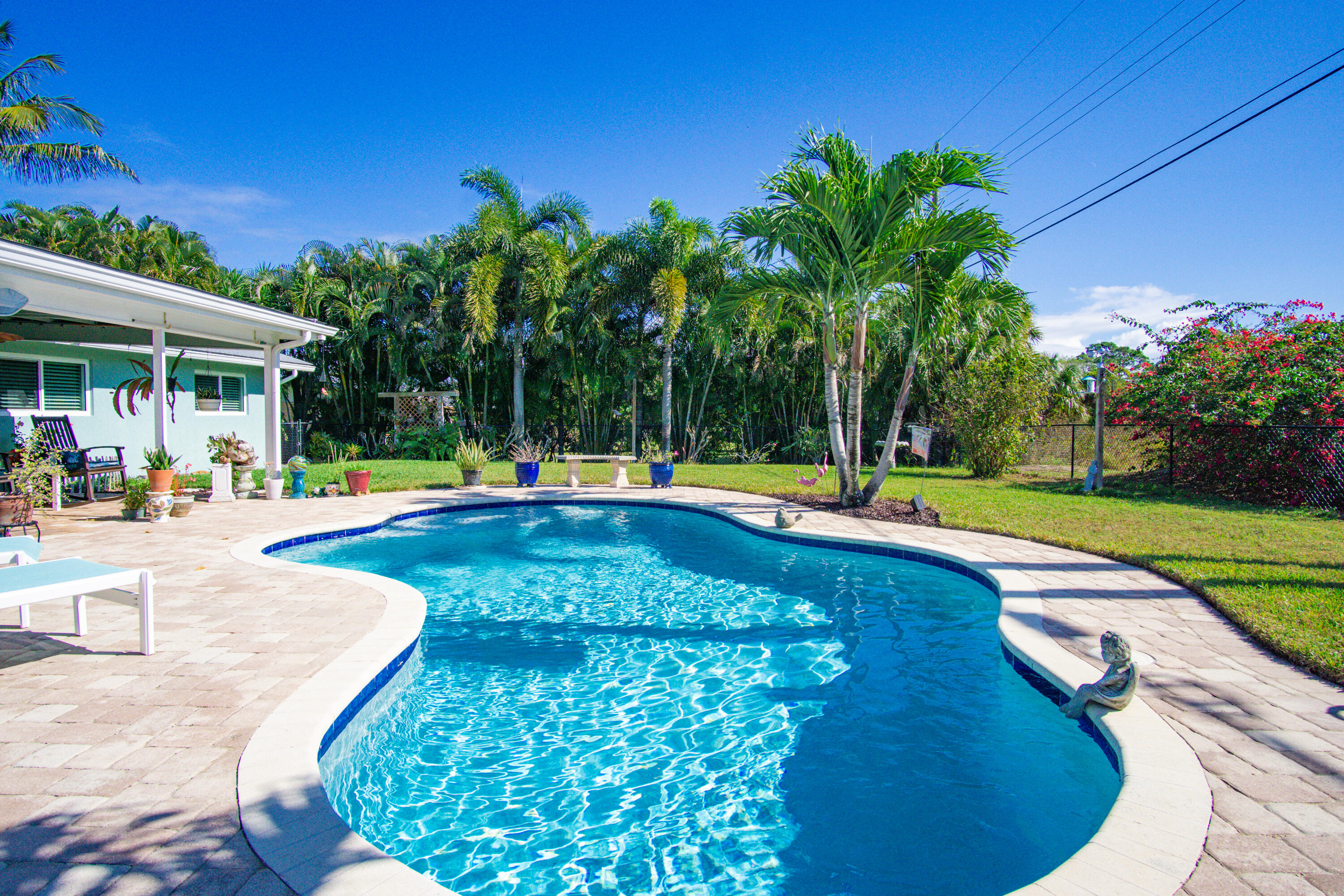 SATURN AVENUE ADDITIION UNRECORDED - Residential