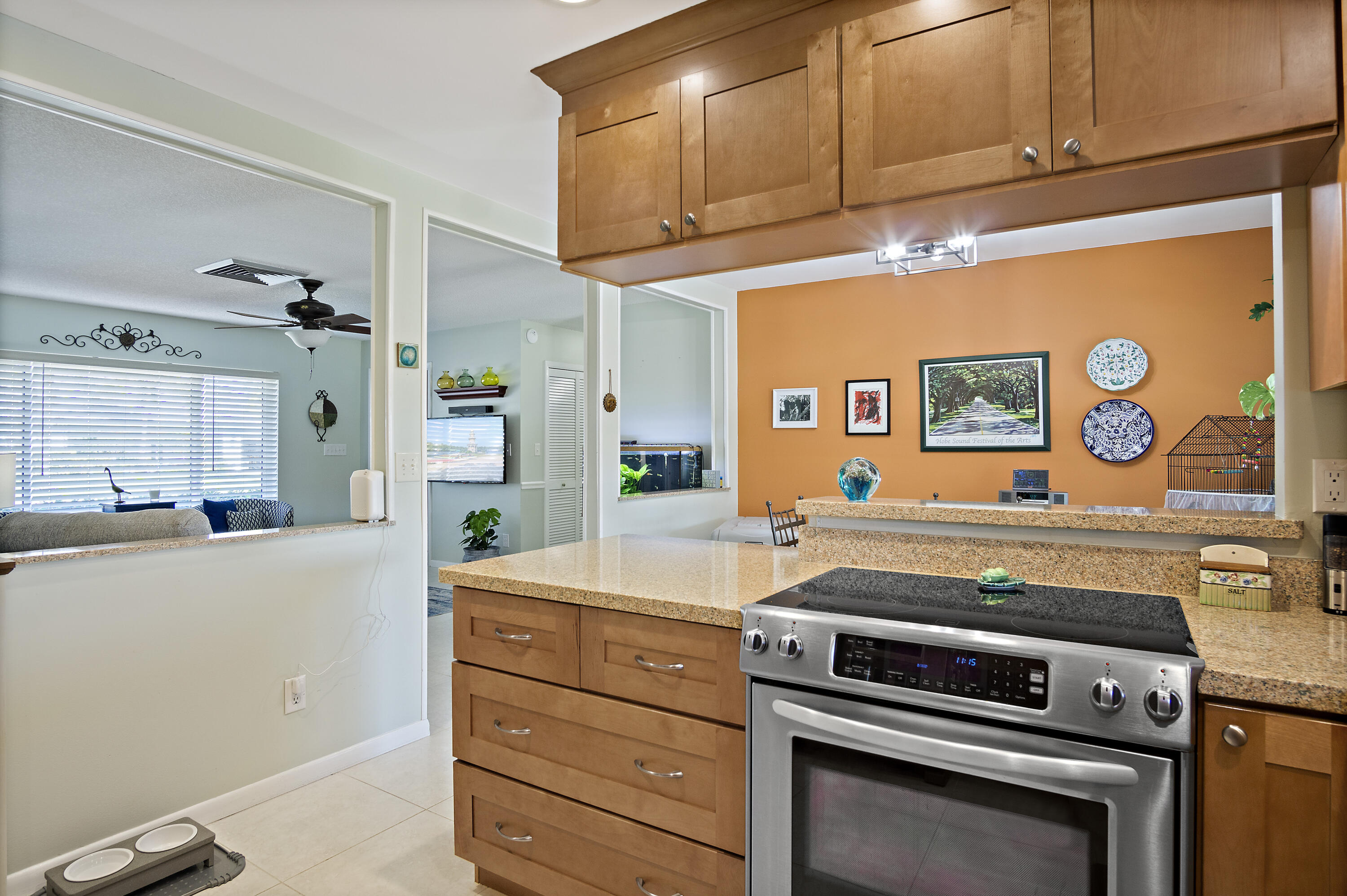 SATURN AVENUE ADDITIION UNRECORDED - Residential