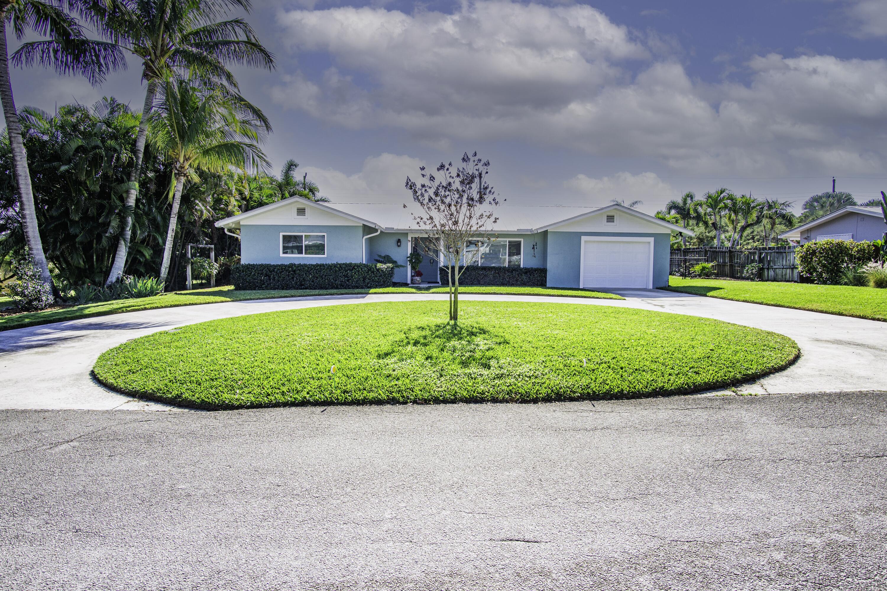 SATURN AVENUE ADDITIION UNRECORDED - Residential