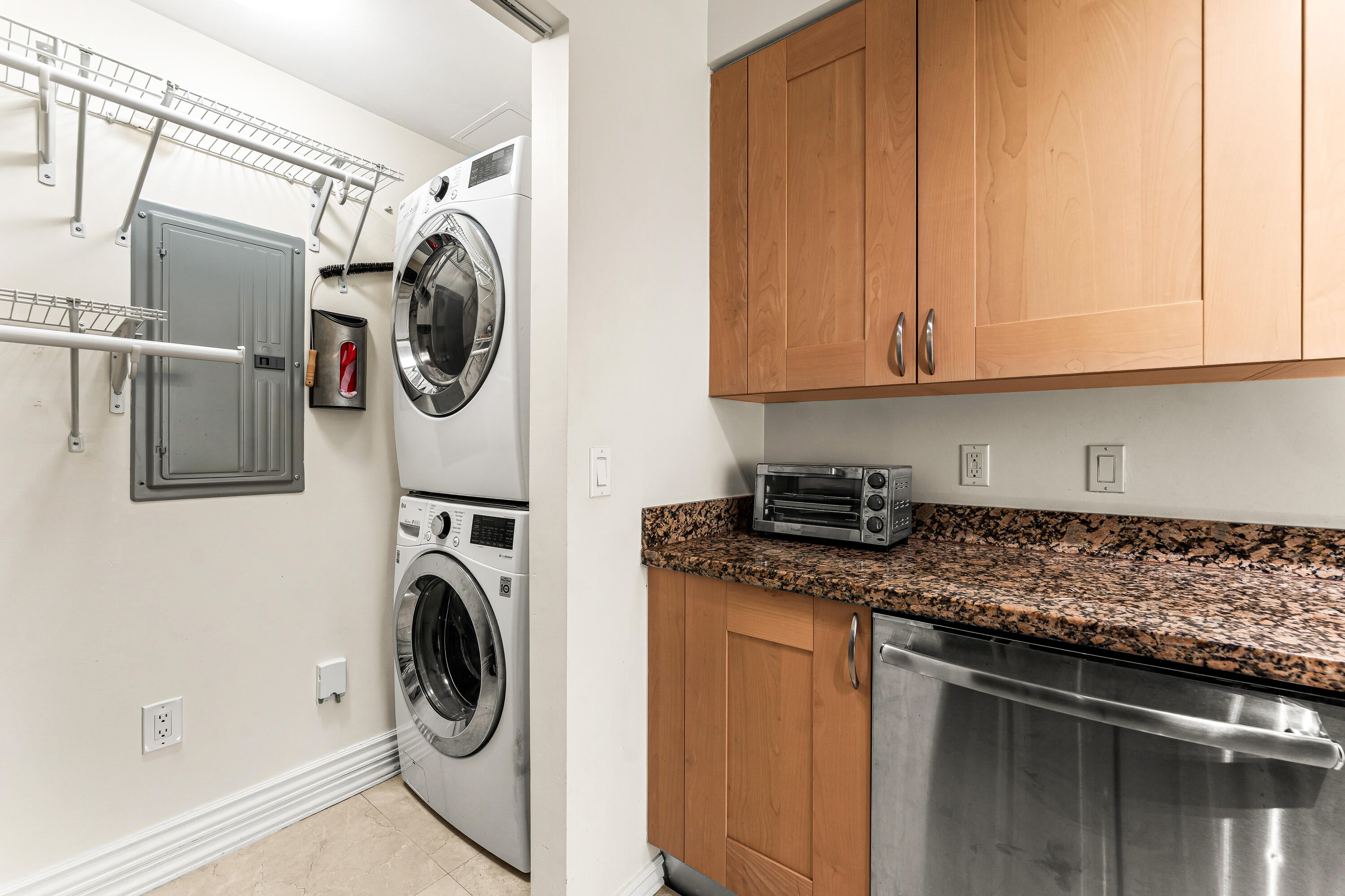 350 SE 2ND Street 2480