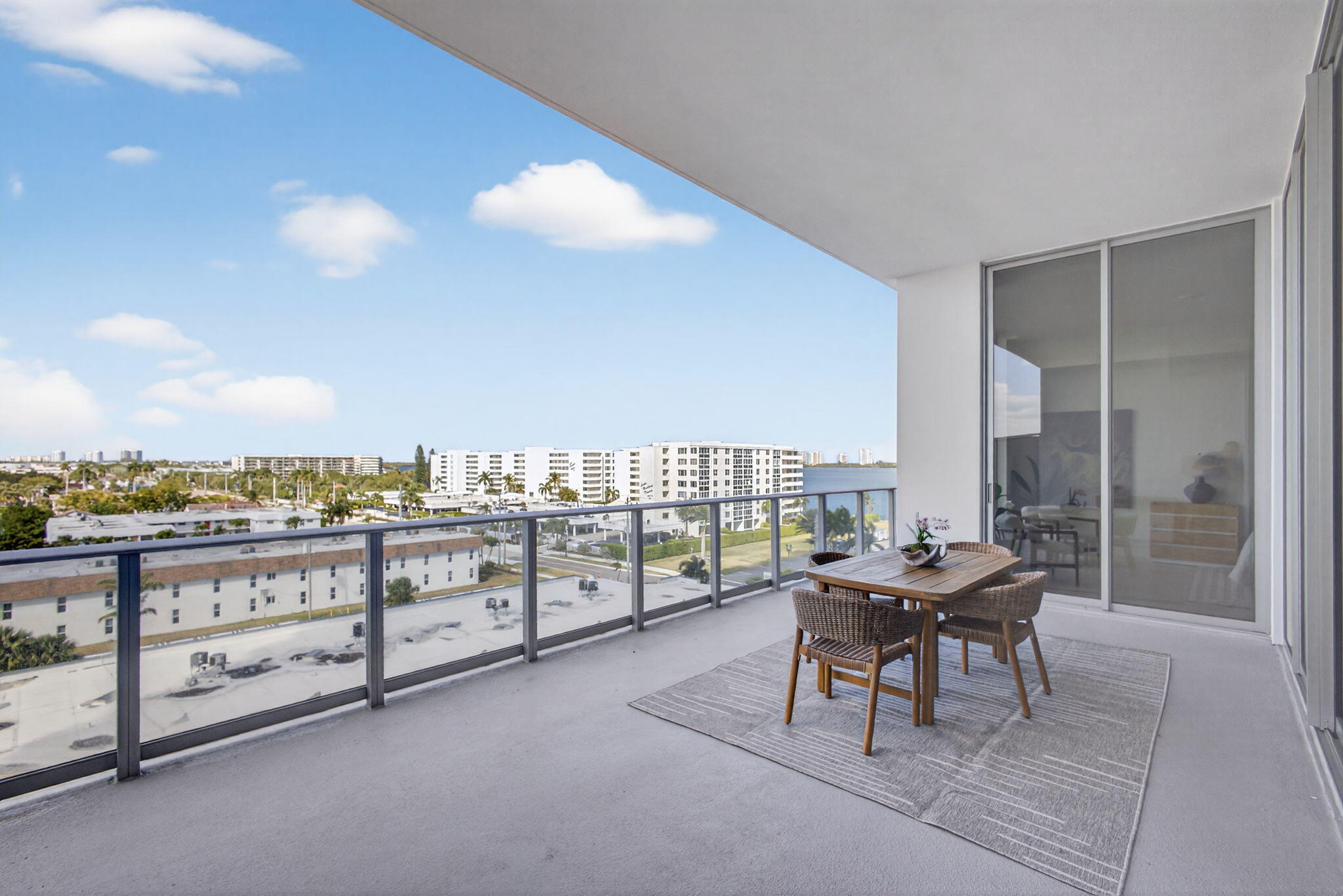 NAUTILUS 220 CONDO - Residential