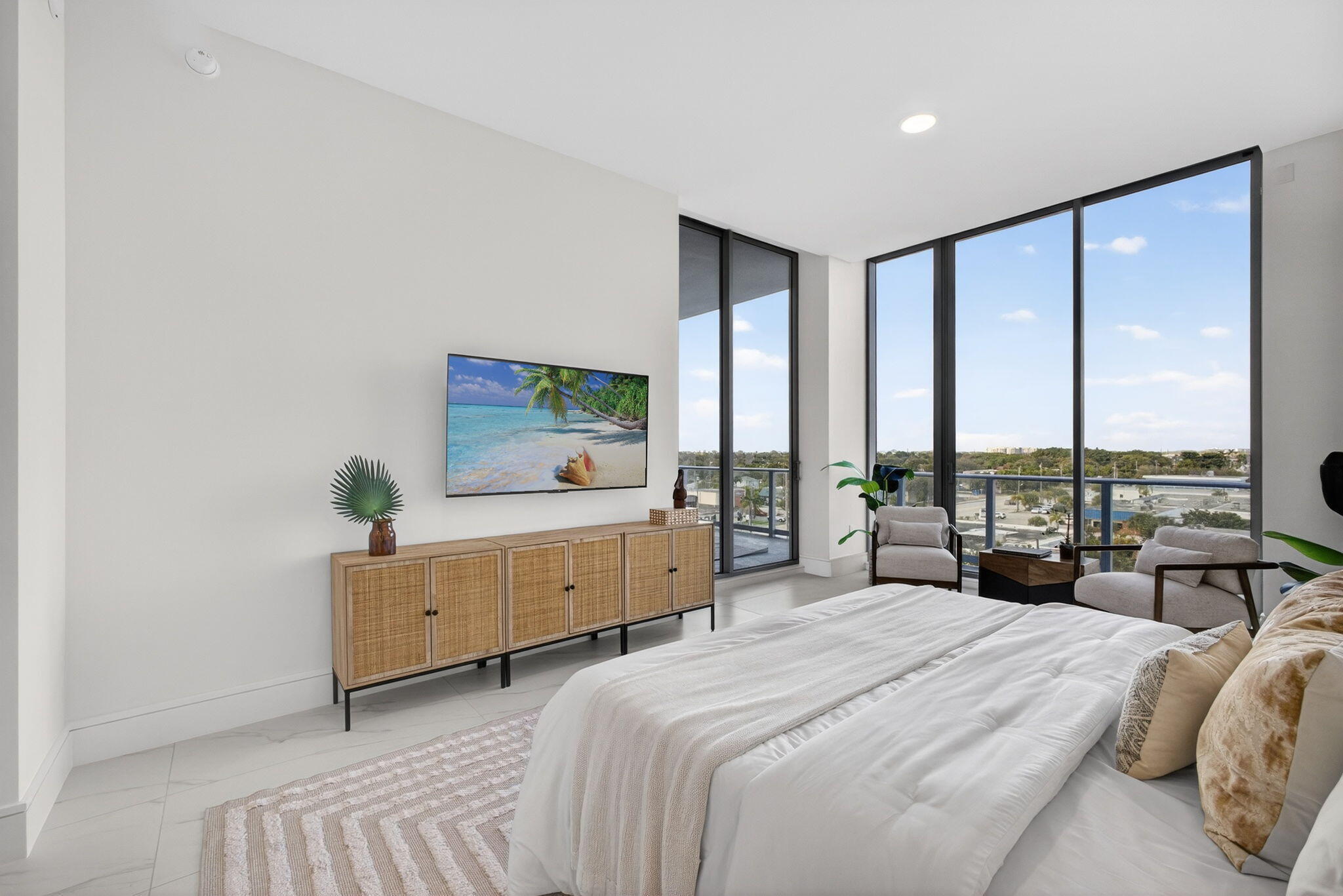 NAUTILUS 220 CONDO - Residential