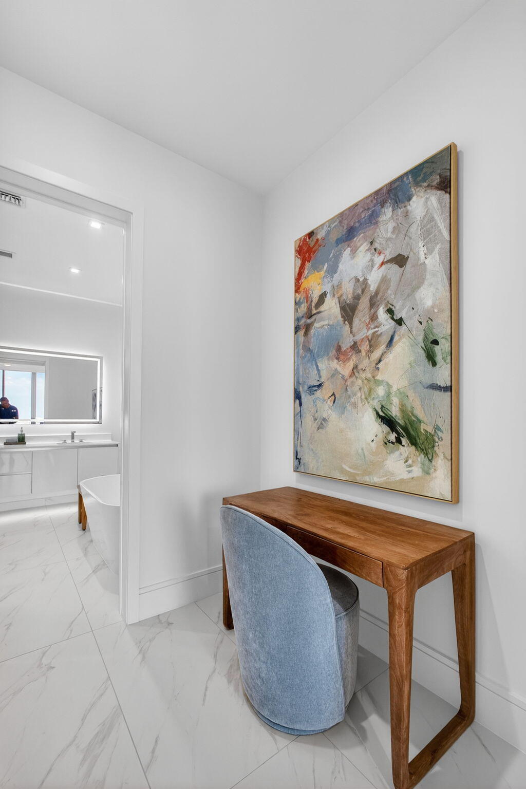 NAUTILUS 220 CONDO - Residential