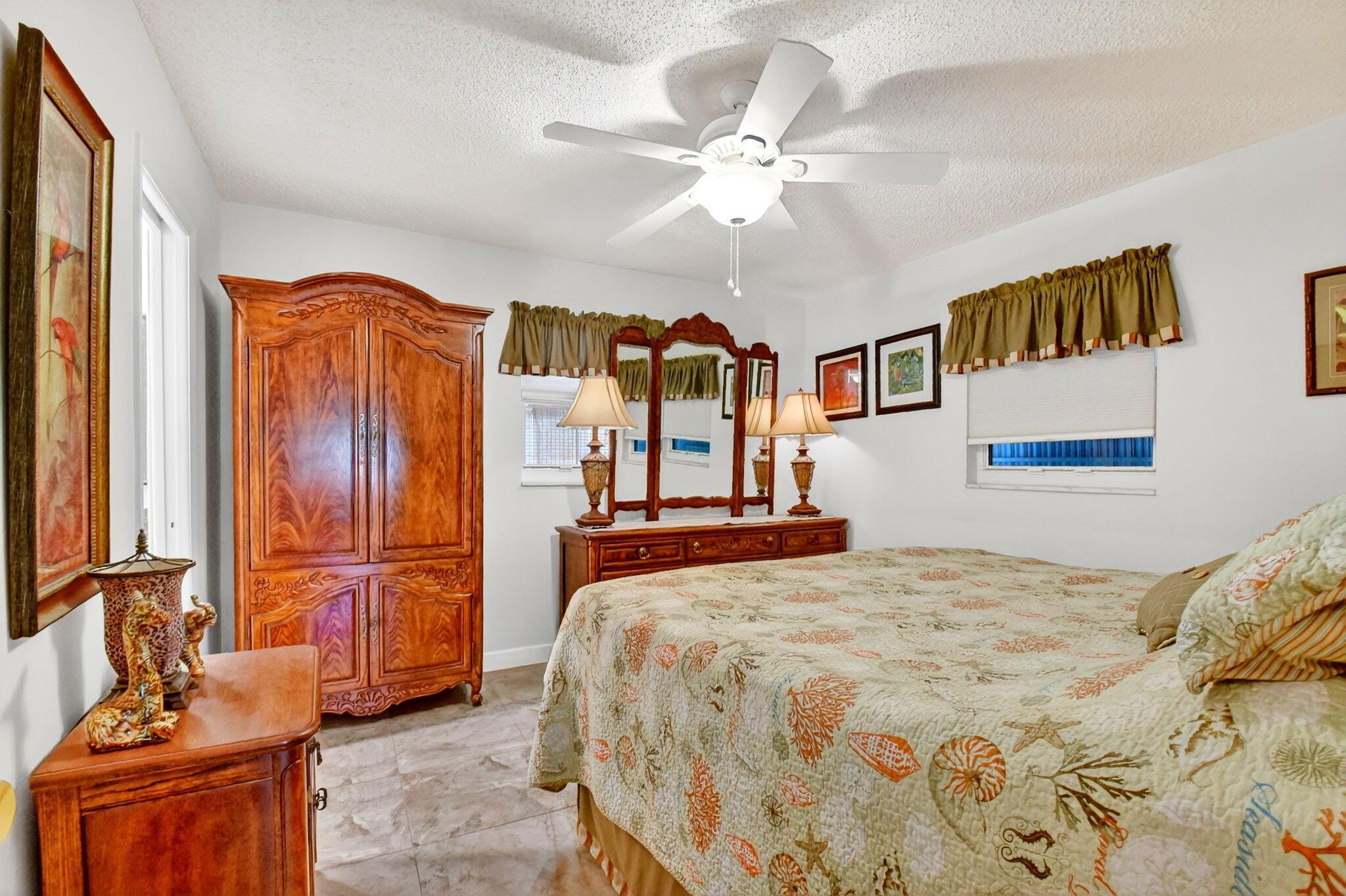 PALM BEACH LEISUREVILLE S - Residential