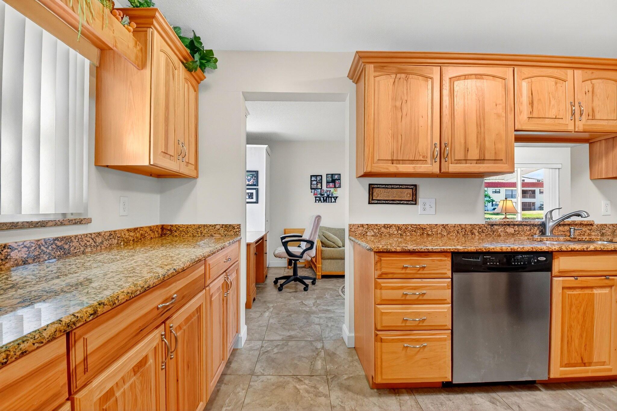 PALM BEACH LEISUREVILLE S - Residential