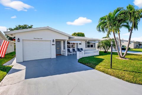 Photo of 2088 SW 14th Avenue, Boynton Beach, FL 33426 (MLS # R11143766)
