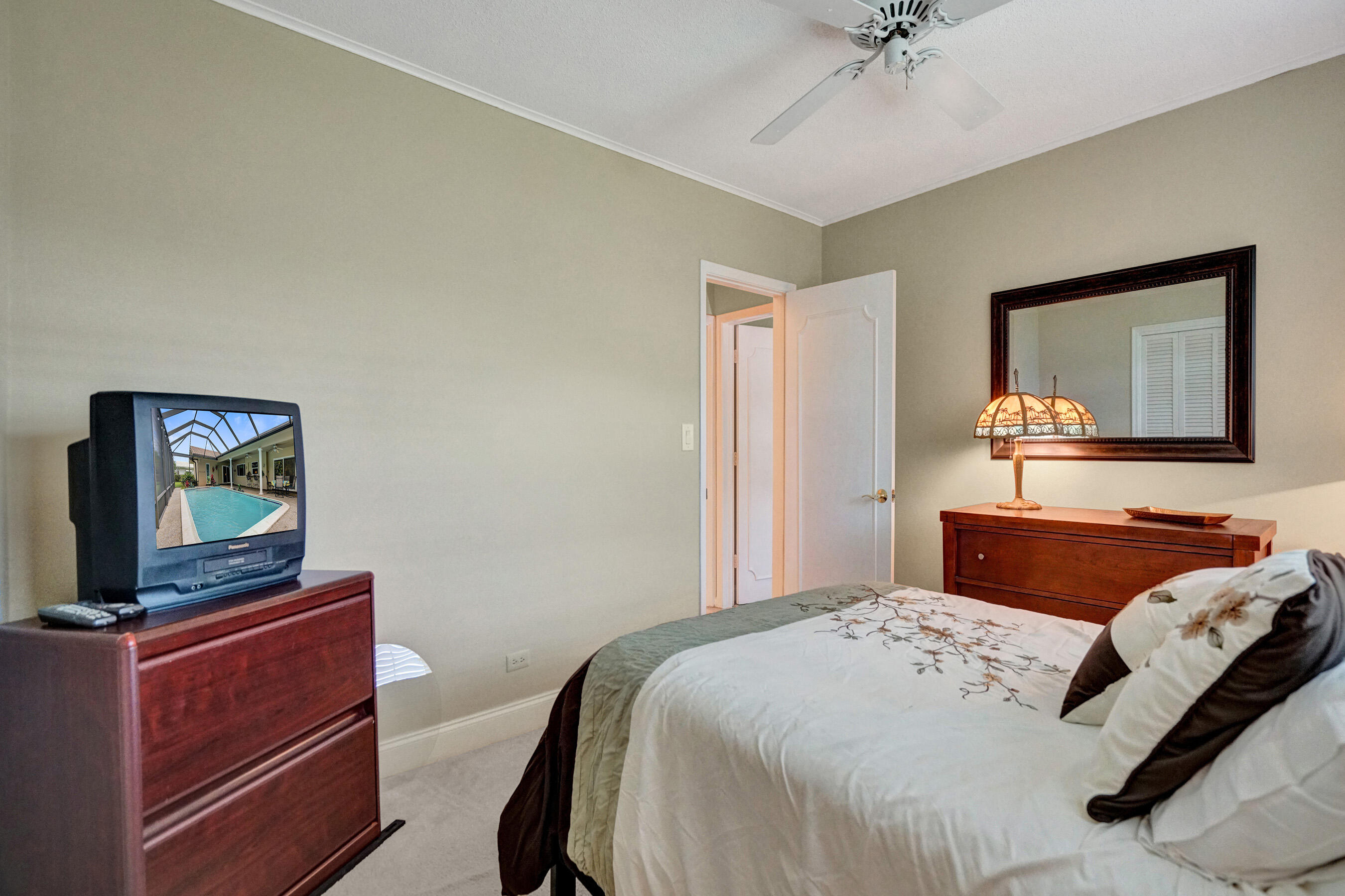 PLANTATION SECLUDED GDNS-1ST ADD - Residential