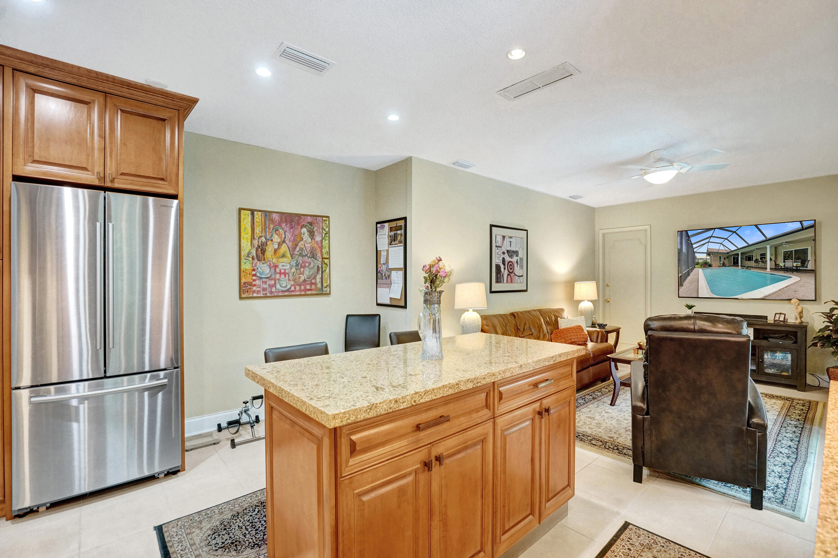 PLANTATION SECLUDED GDNS-1ST ADD - Residential