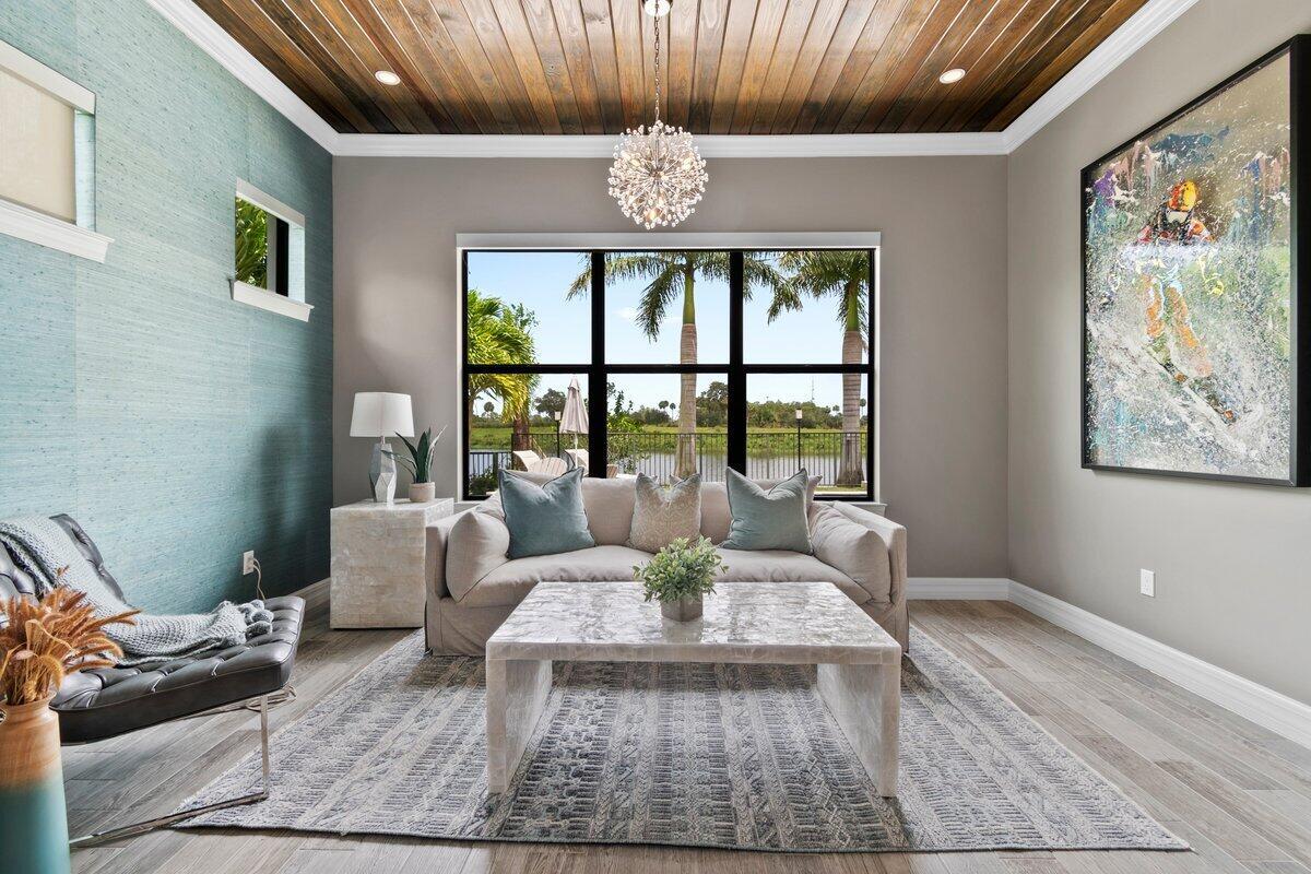 SONOMA ISLES - Residential