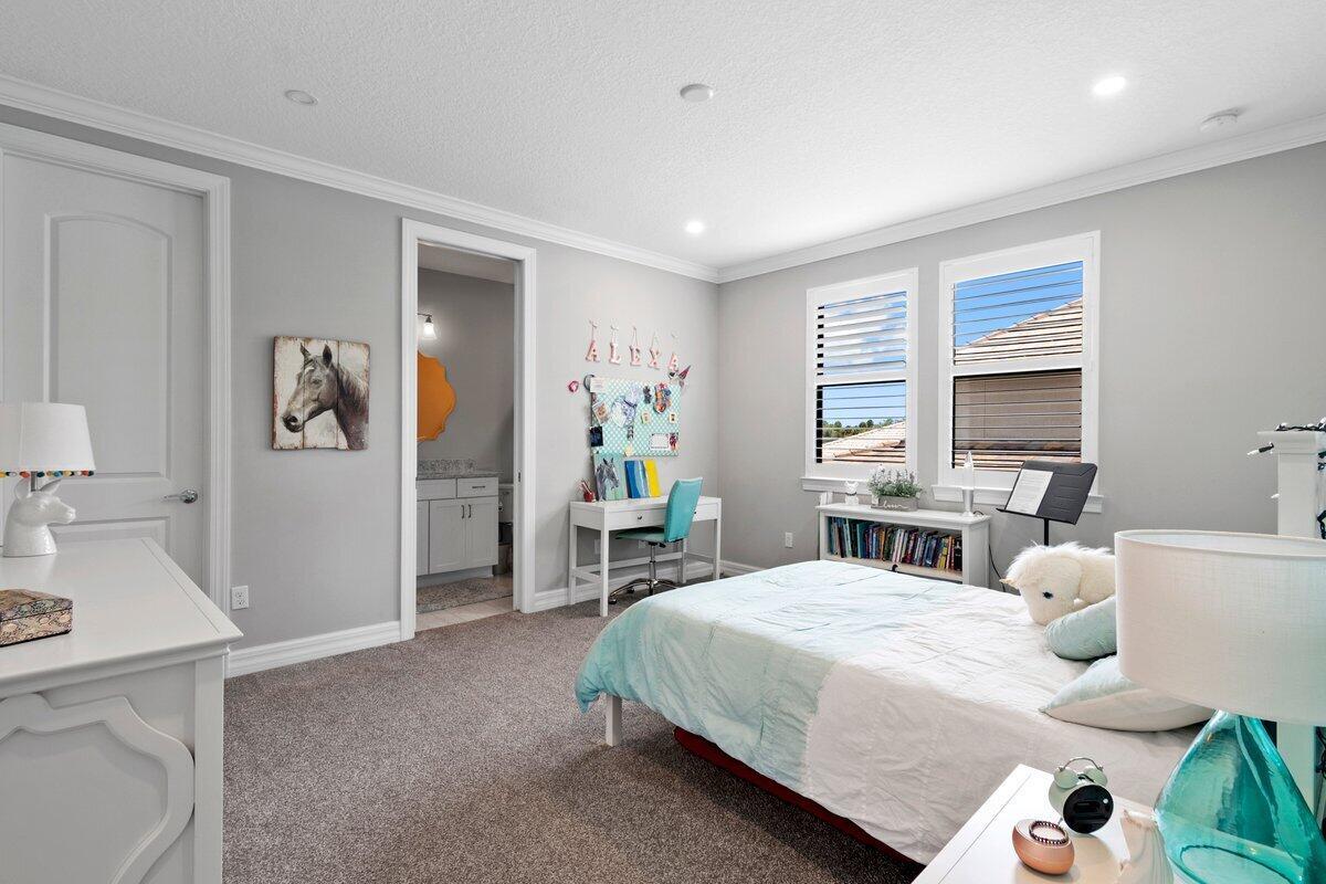 SONOMA ISLES - Residential