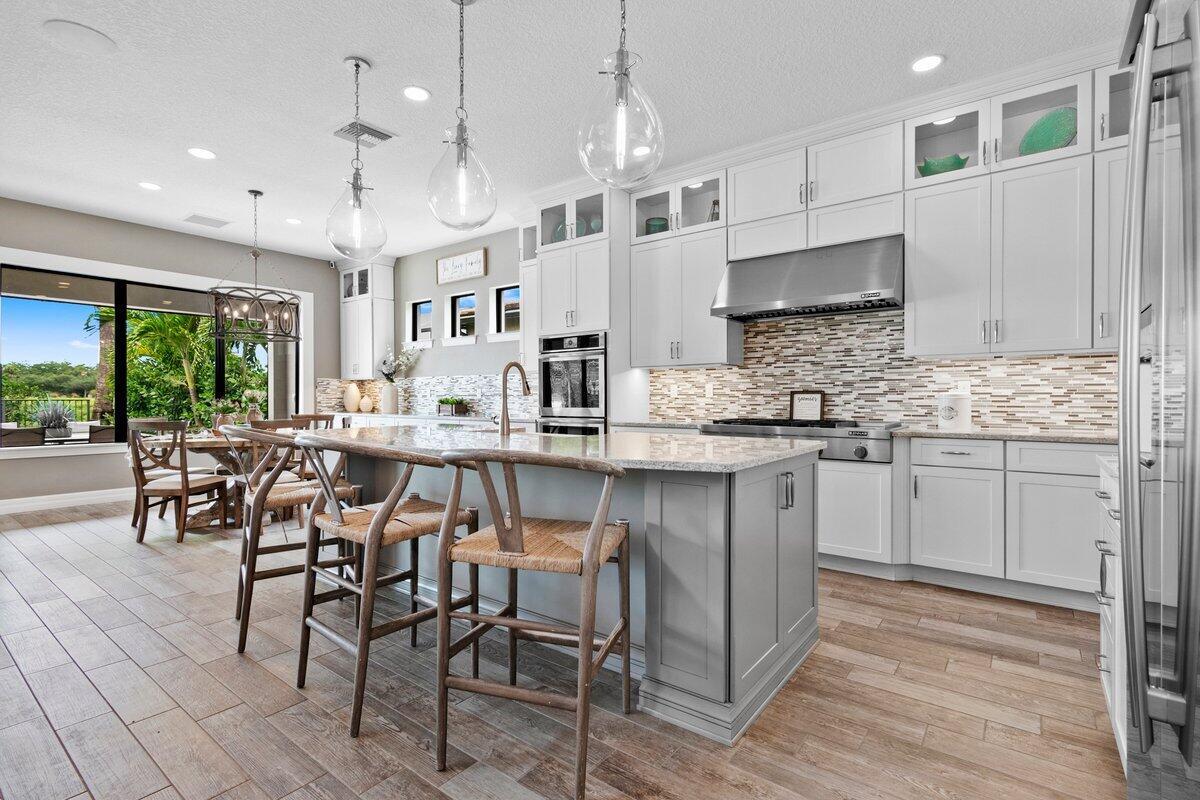 SONOMA ISLES - Residential