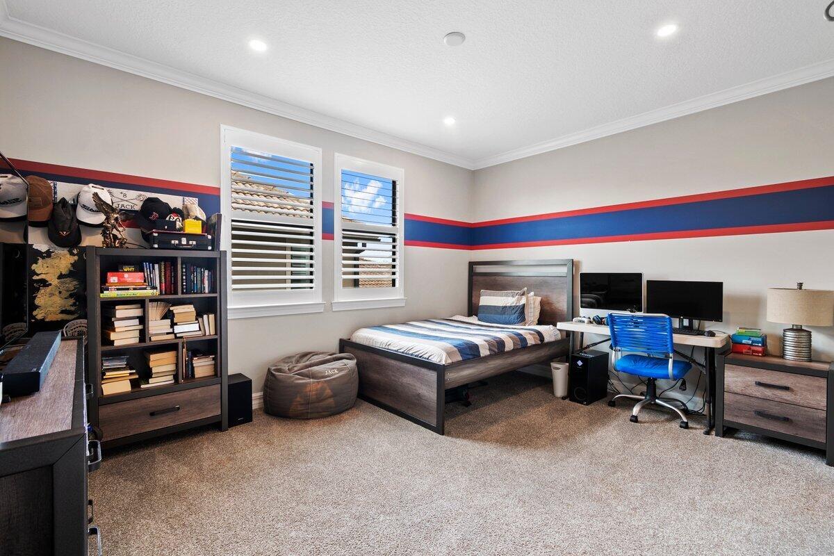 SONOMA ISLES - Residential