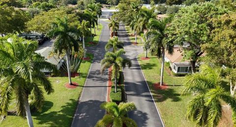 521 Sandpiper Circle Delray Beach FL 33445