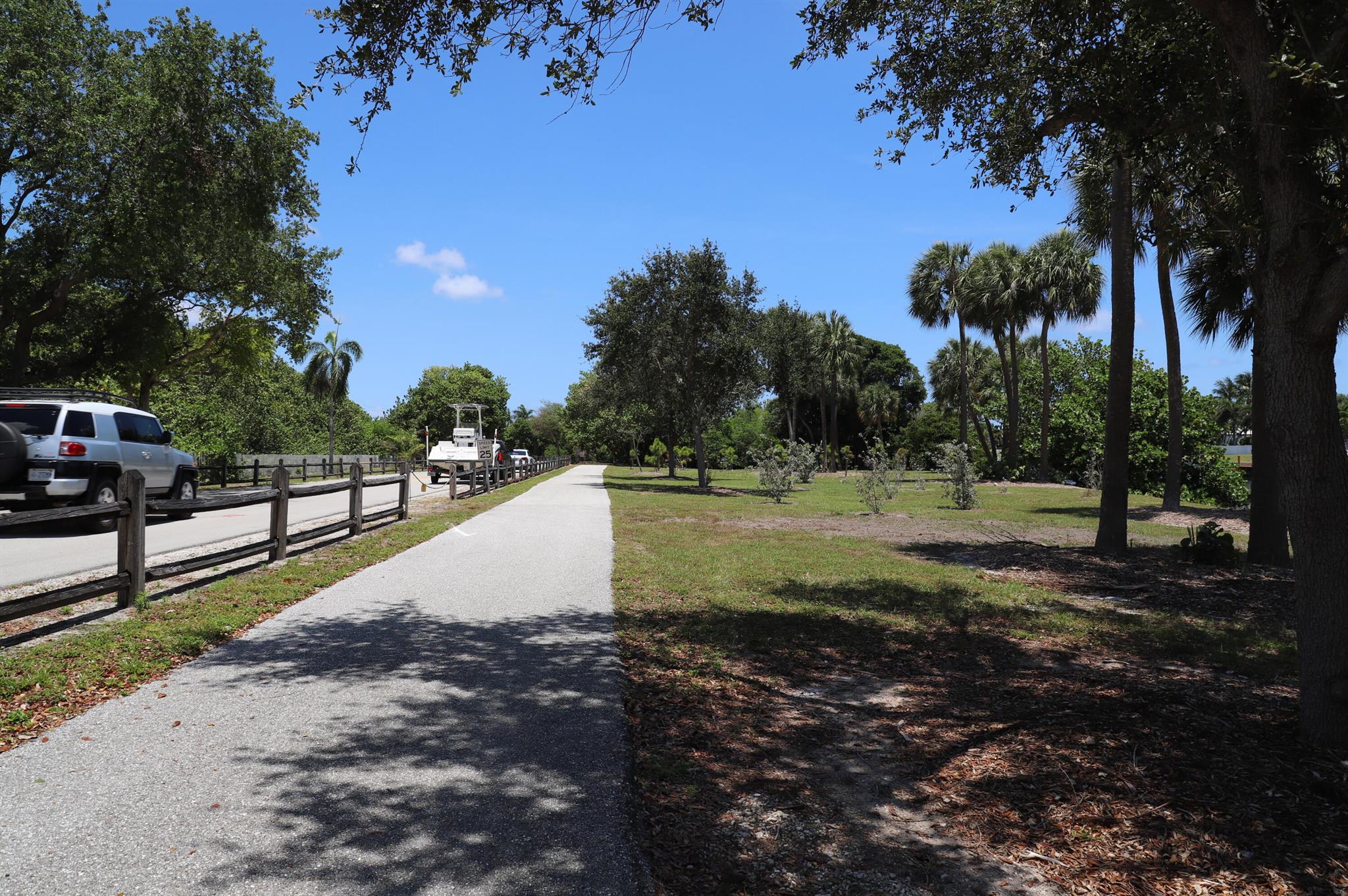 COUNTRY MANORS - Residential