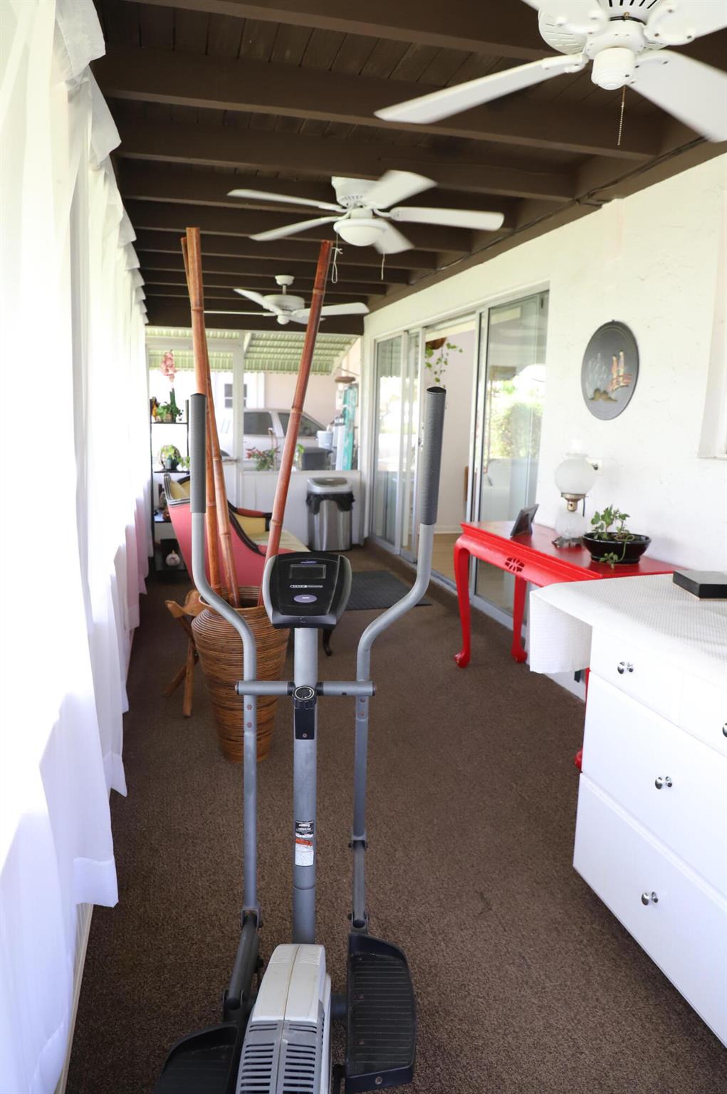 COUNTRY MANORS - Residential