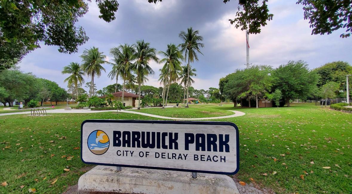 COUNTRY MANORS - Residential