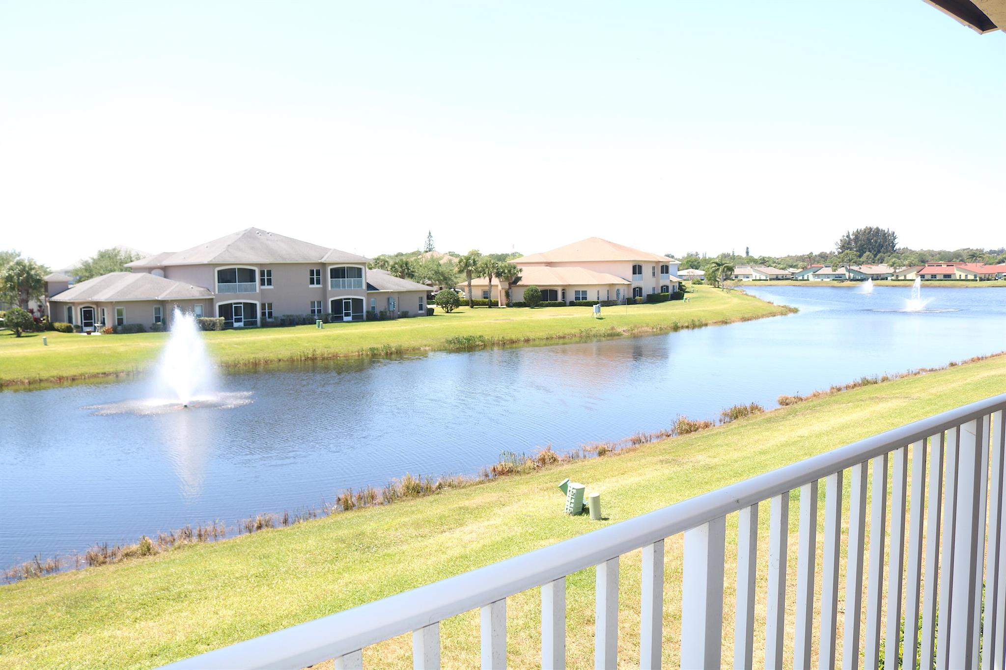 THE LAKES AT THE SAVANNAHS CONDOMINIUM - Residential Lease