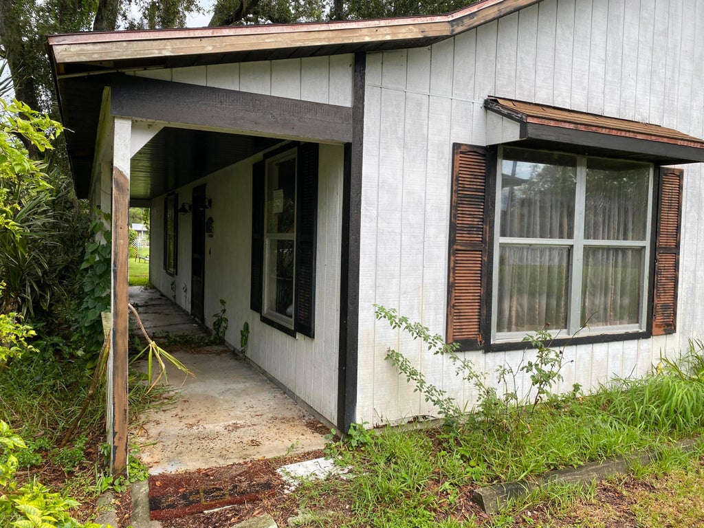 Photo of 7403 Palomar Street, Fort Pierce, FL 34951 (MLS # R10973049)