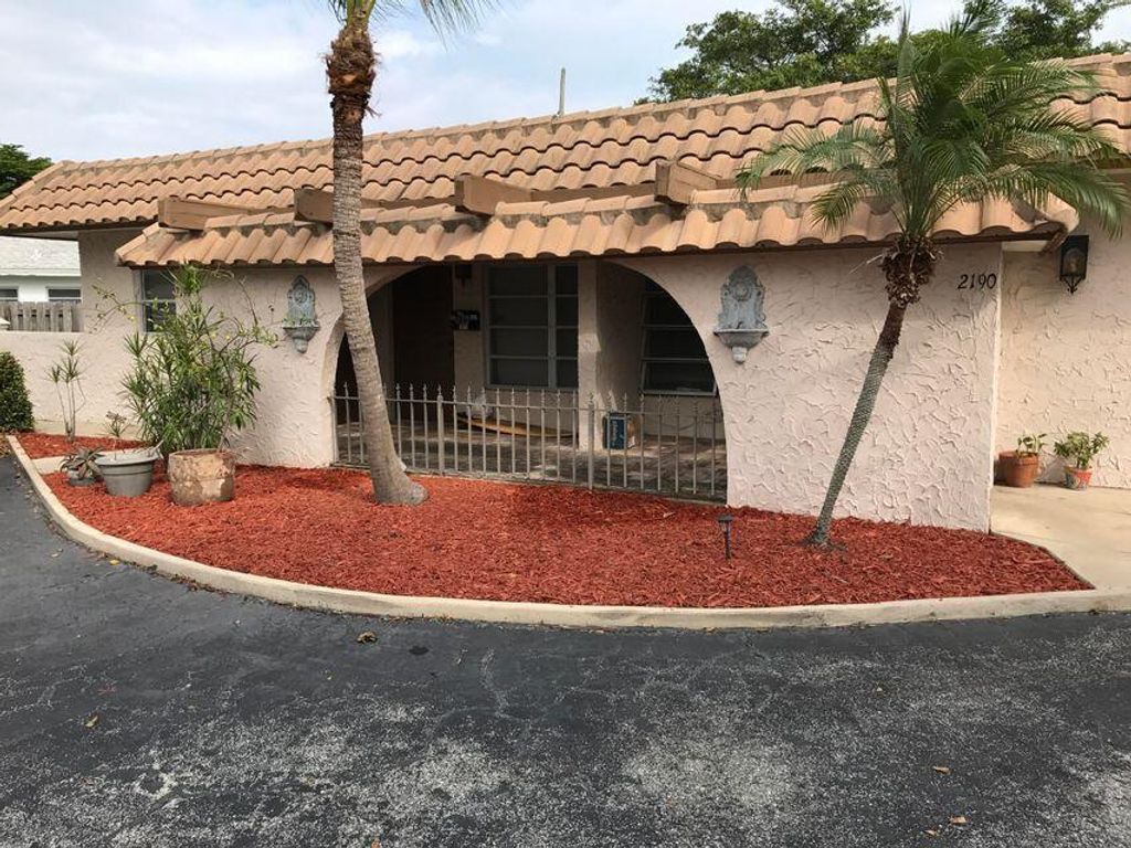 Photo of 2192 NE 5th Circle, Boca Raton, FL 33431 (MLS # R11125361)