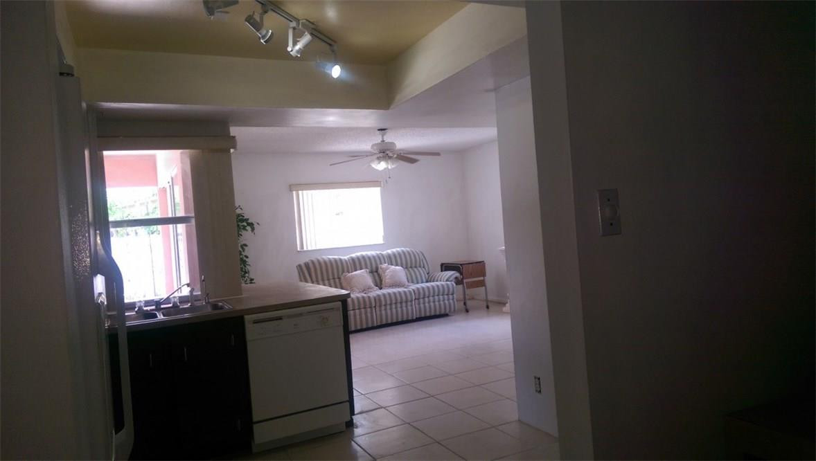 Oriole-Margate Sec 4 78-2 - Residential