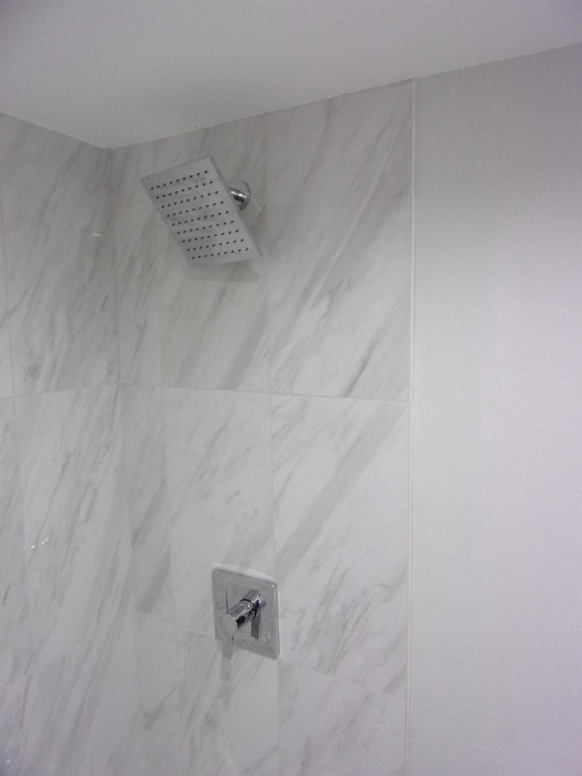 MIDPORT PLACE I, A CONDOM - Residential Lease
