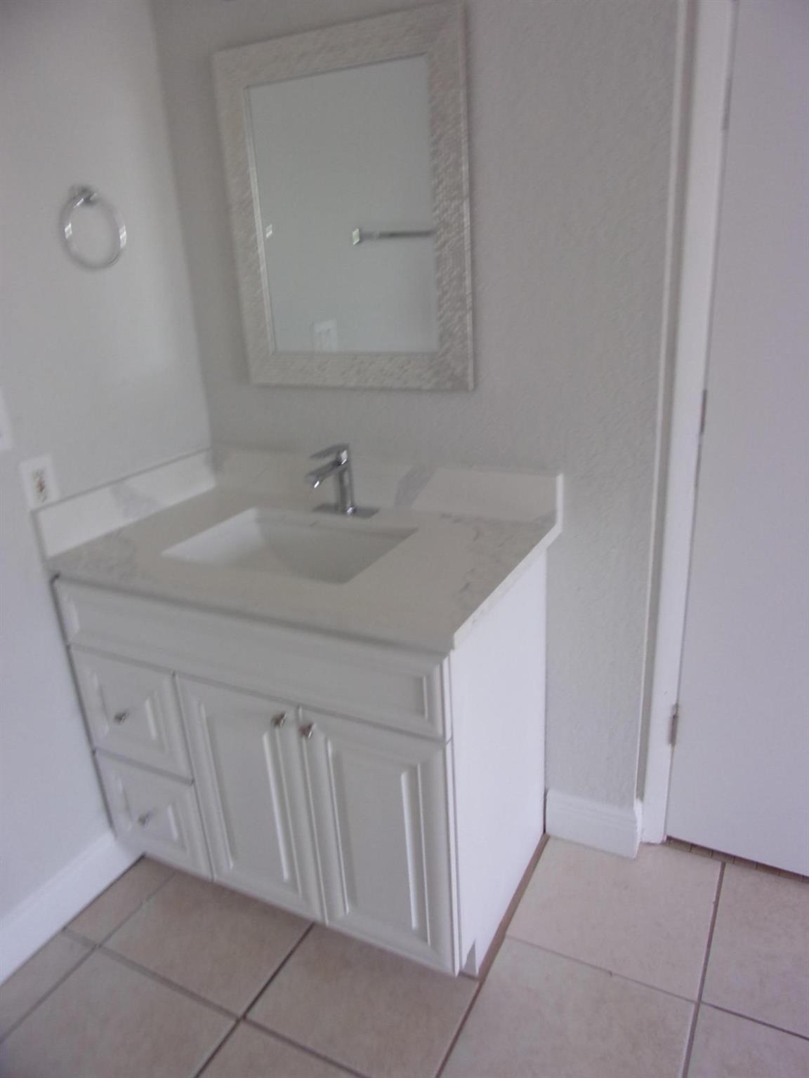 MIDPORT PLACE I, A CONDOM - Residential Lease