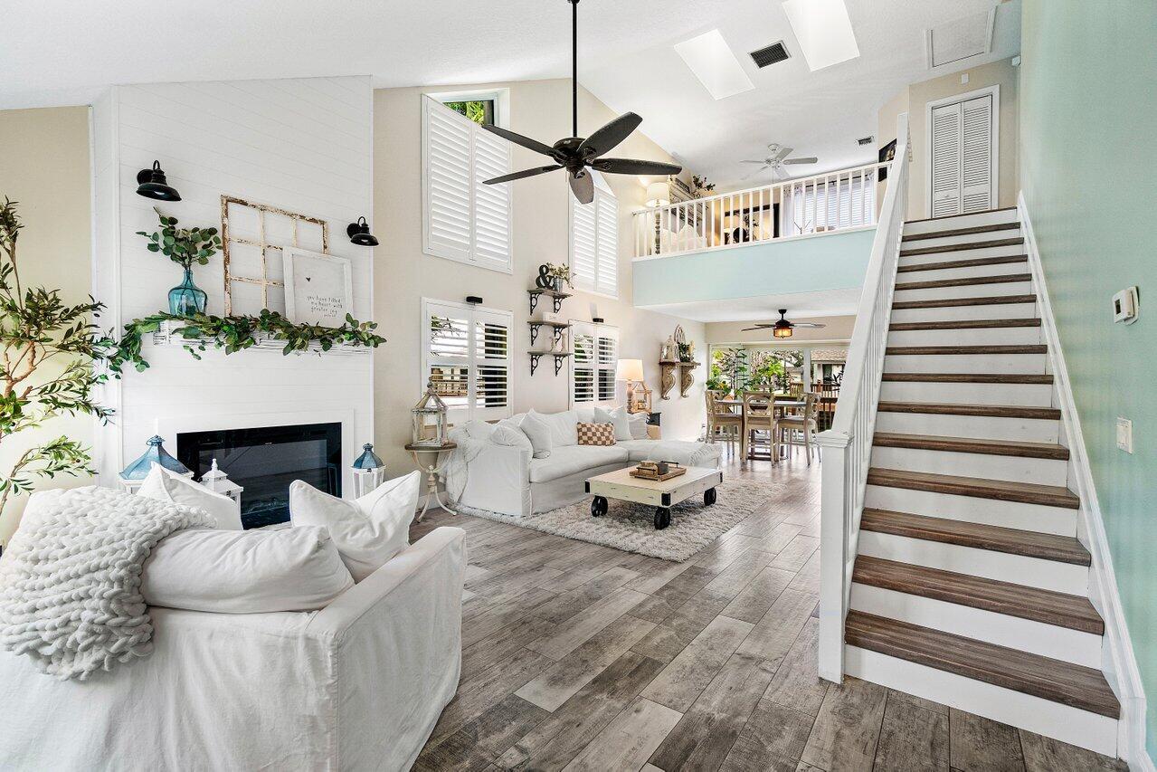 602 Landings Boulevard