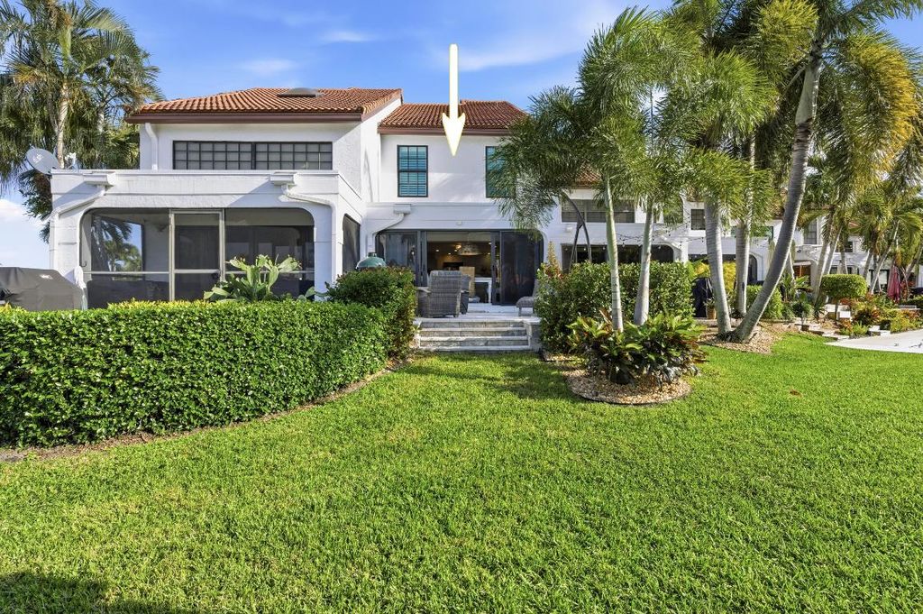 Photo of 2359 Treasure Isle Drive #38, Palm Beach Gardens, FL 33410 (MLS # R11141580)