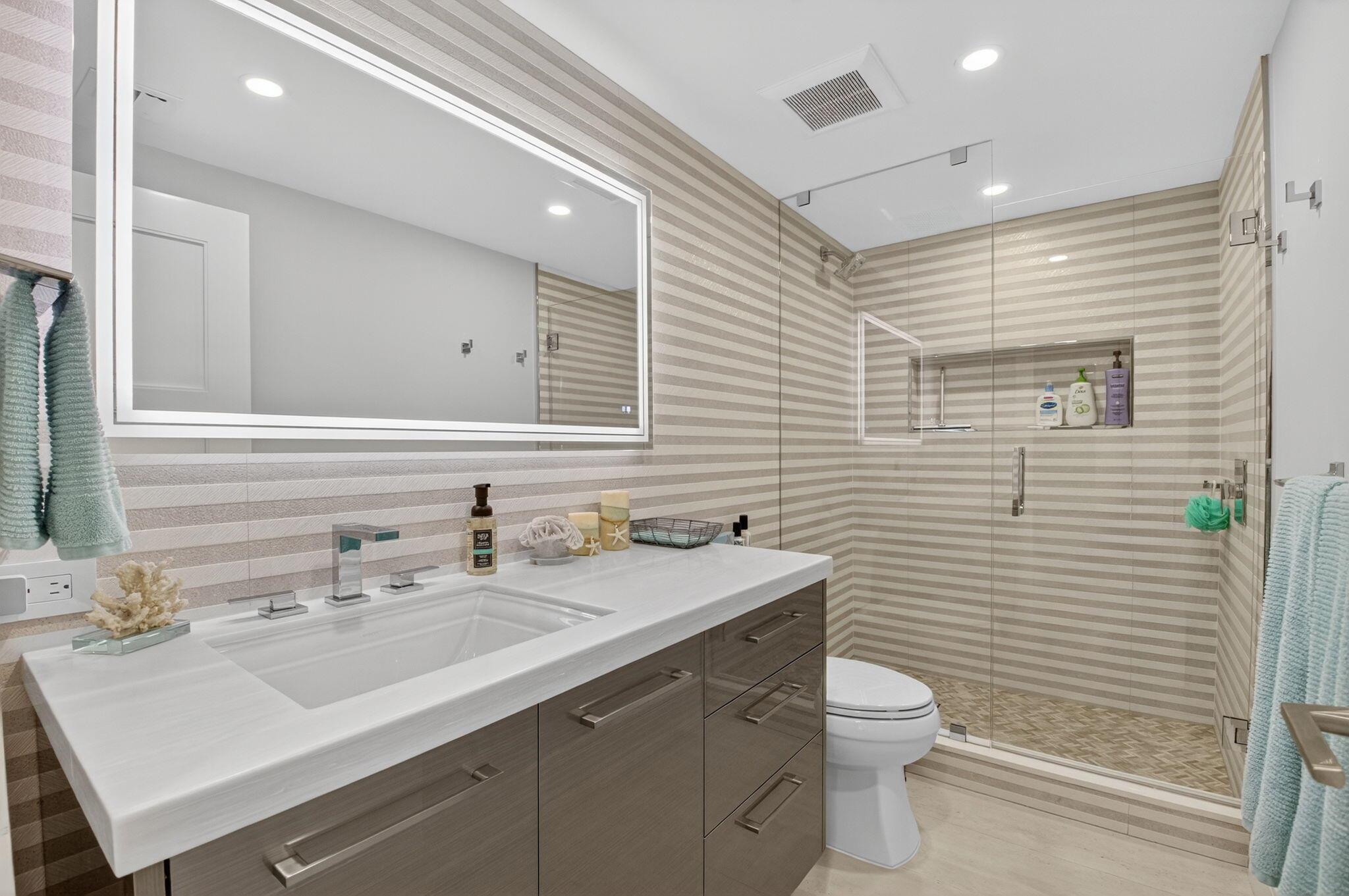 BRAEMAR ISLE CONDO - Residential