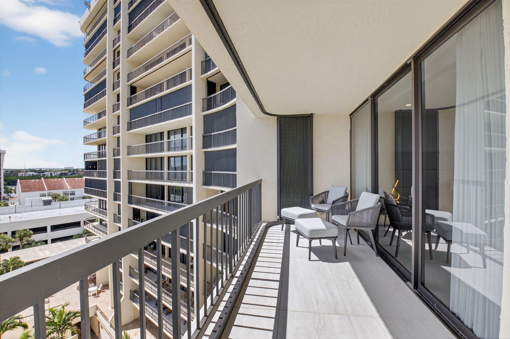 BRAEMAR ISLE CONDO - Residential
