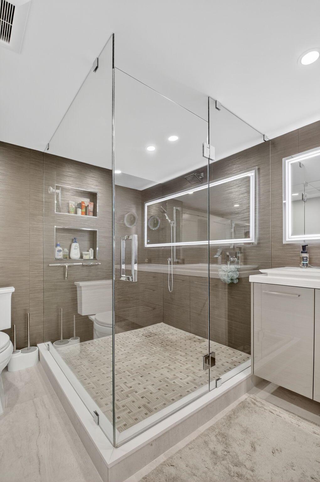 BRAEMAR ISLE CONDO - Residential