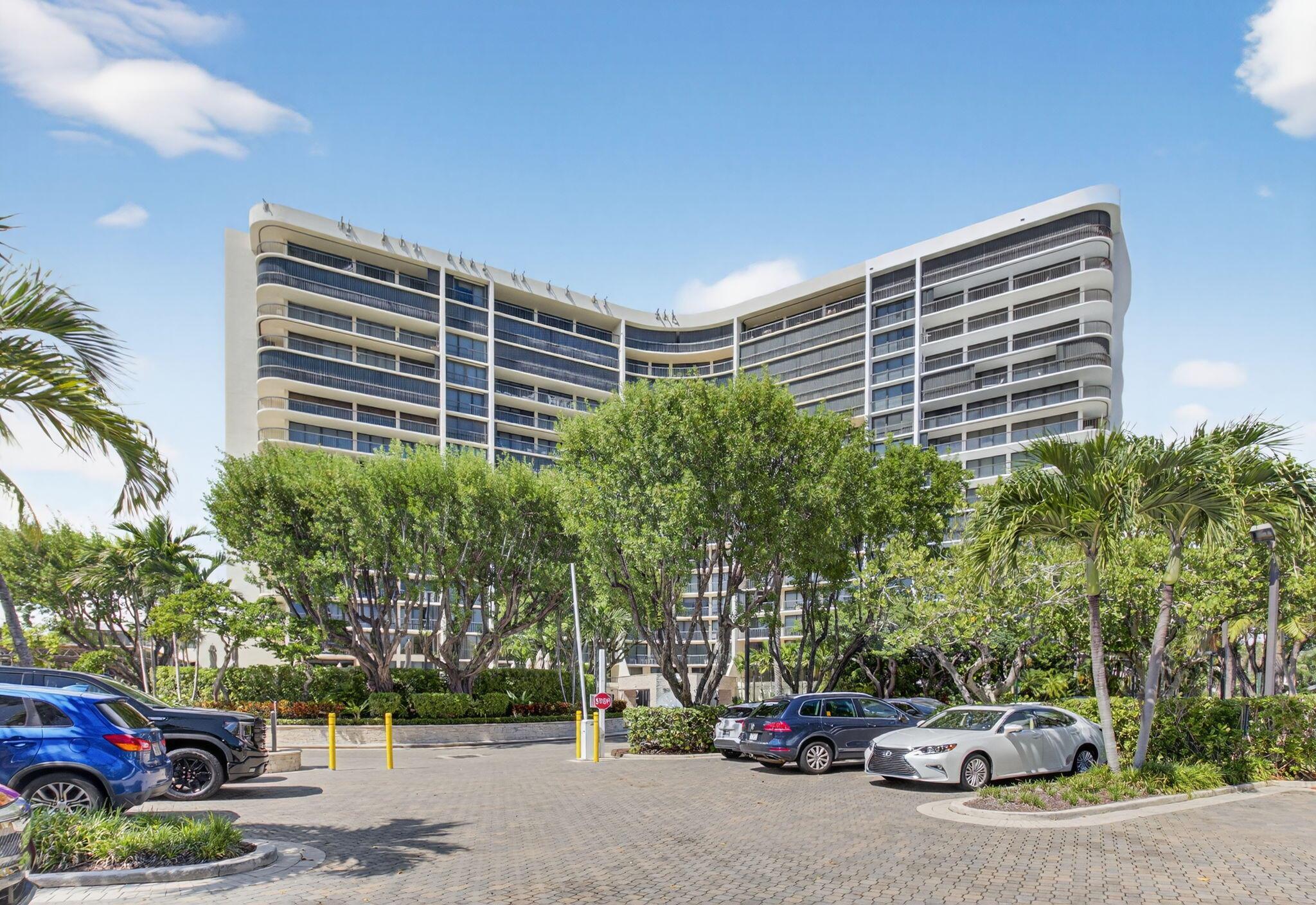 BRAEMAR ISLE CONDO - Residential