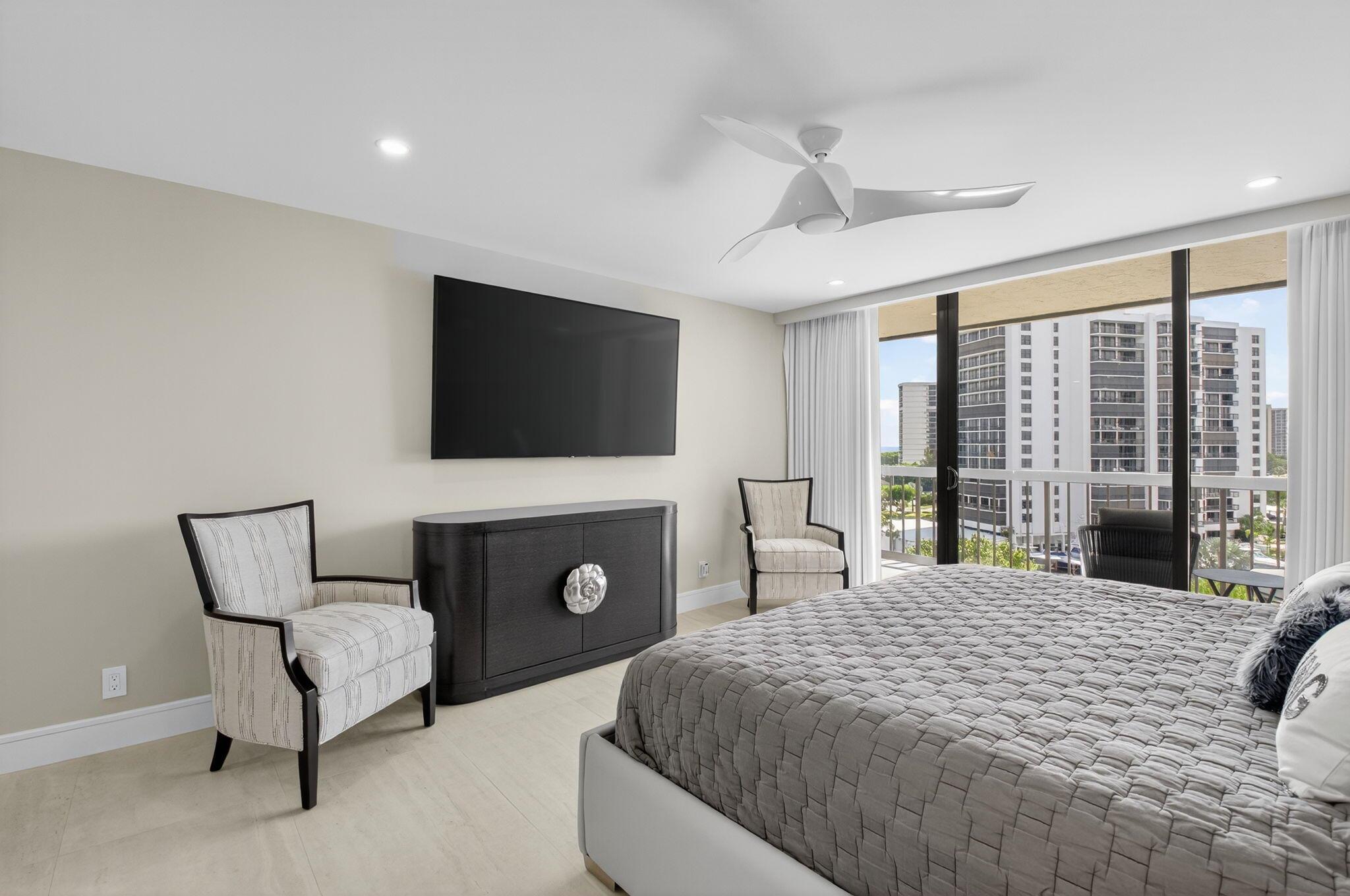 BRAEMAR ISLE CONDO - Residential