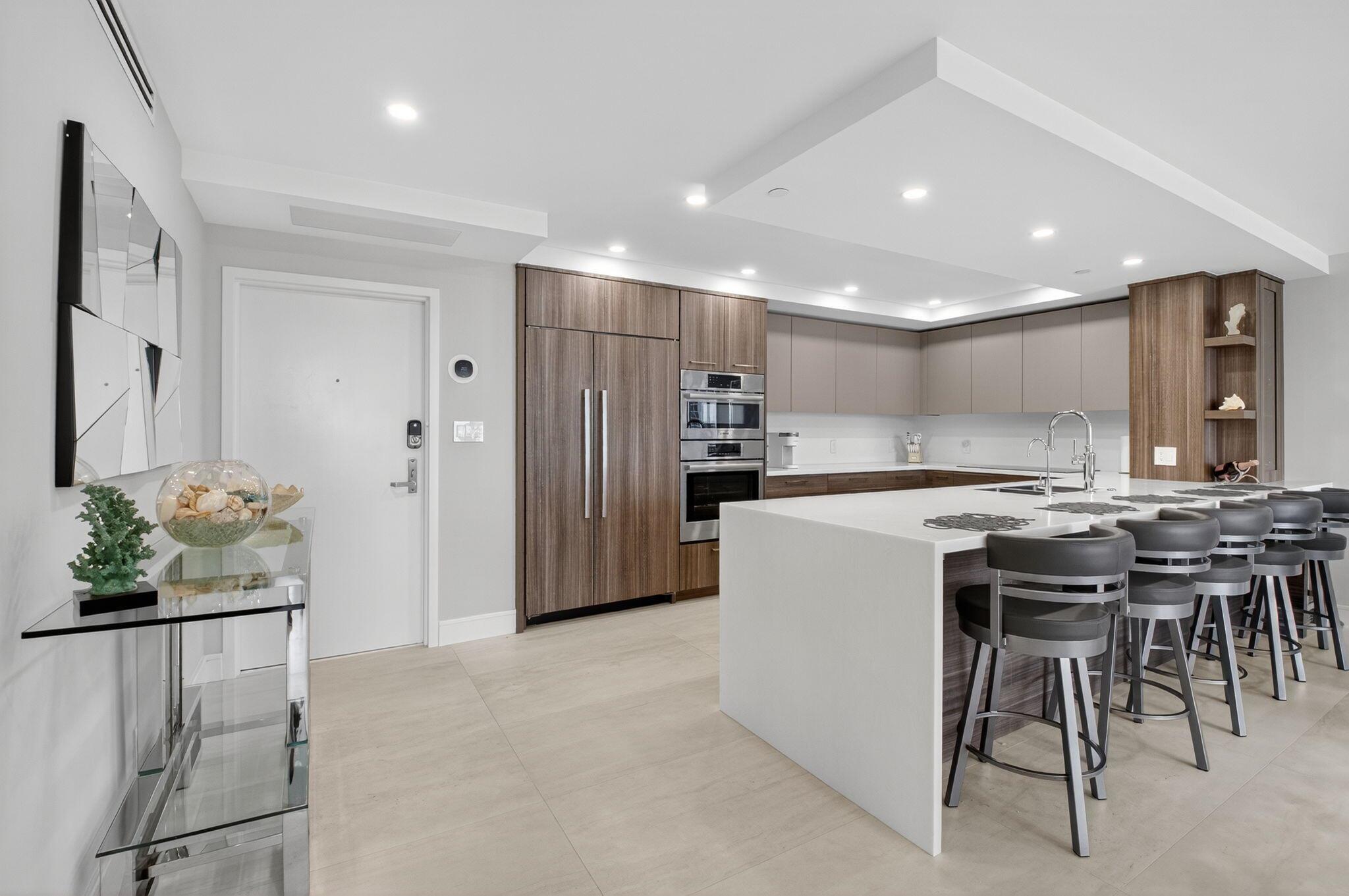 View photos, virtual tours, details... 4740 S Ocean Boulevard 815
