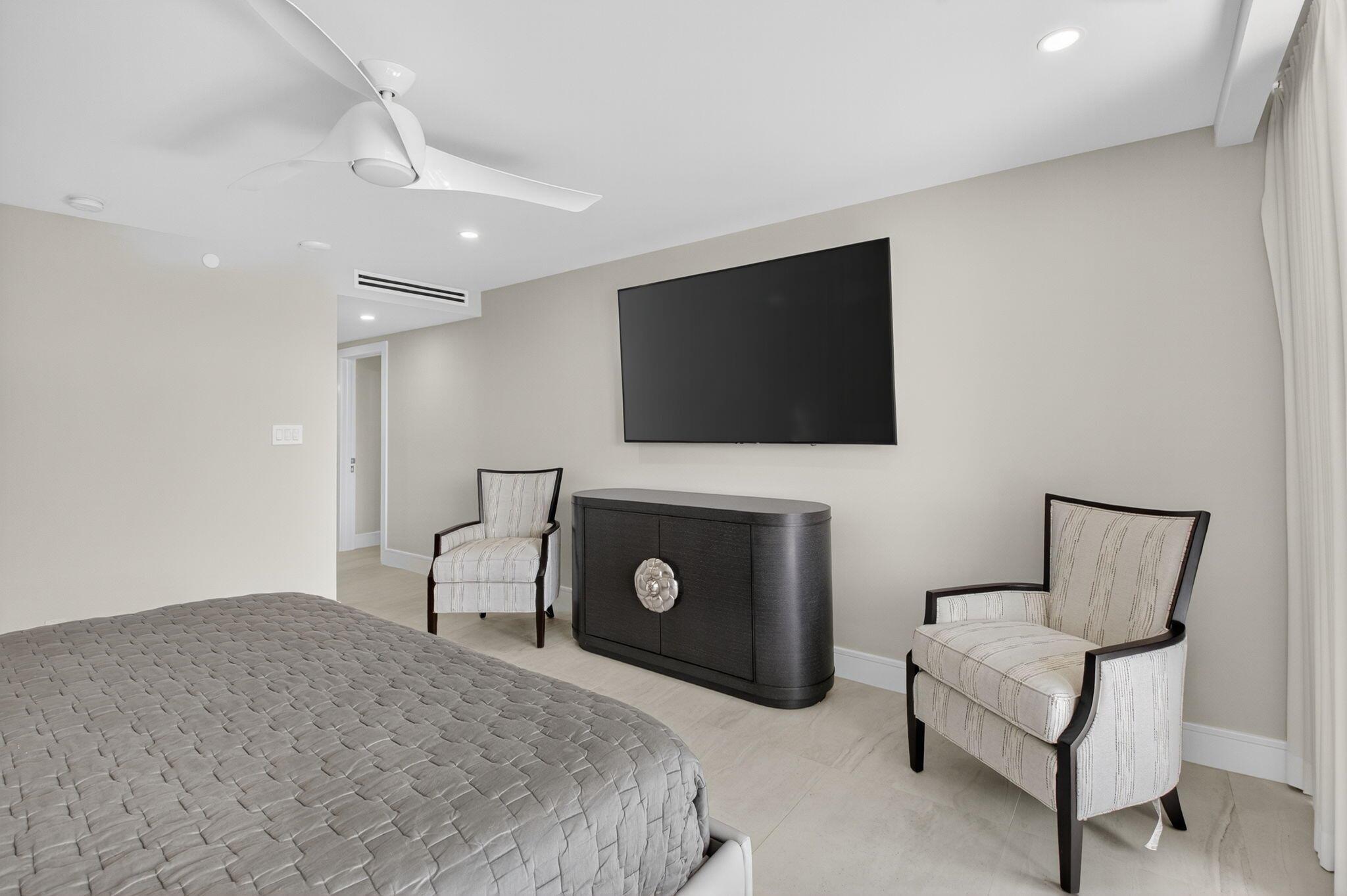BRAEMAR ISLE CONDO - Residential