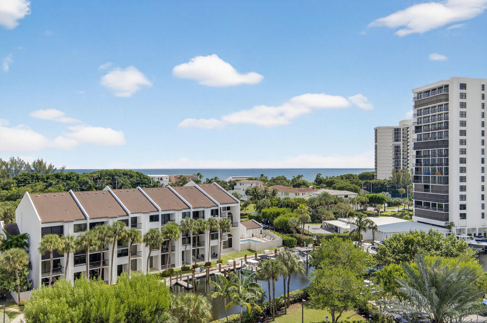 BRAEMAR ISLE CONDO - Residential