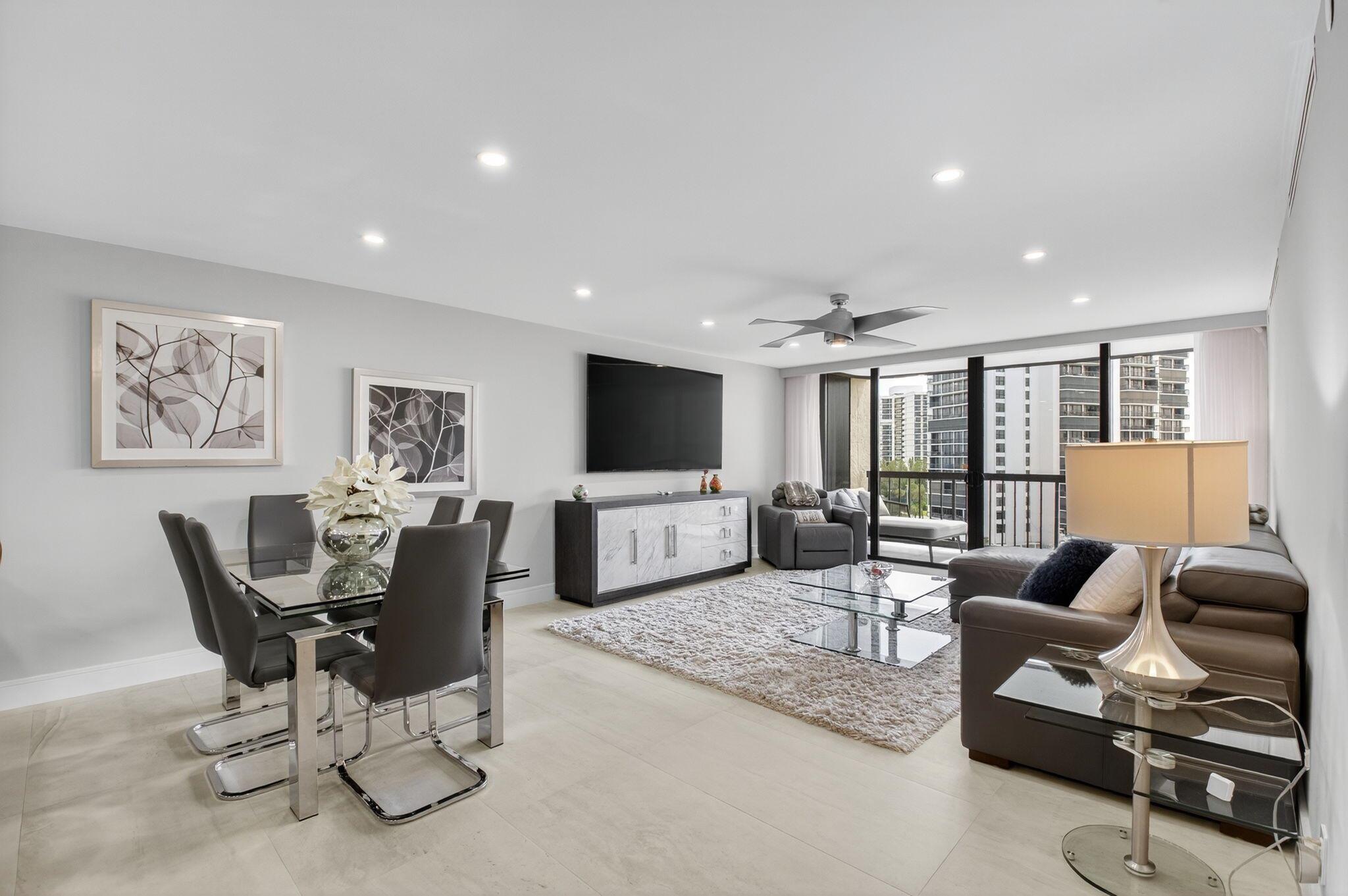 BRAEMAR ISLE CONDO - Residential