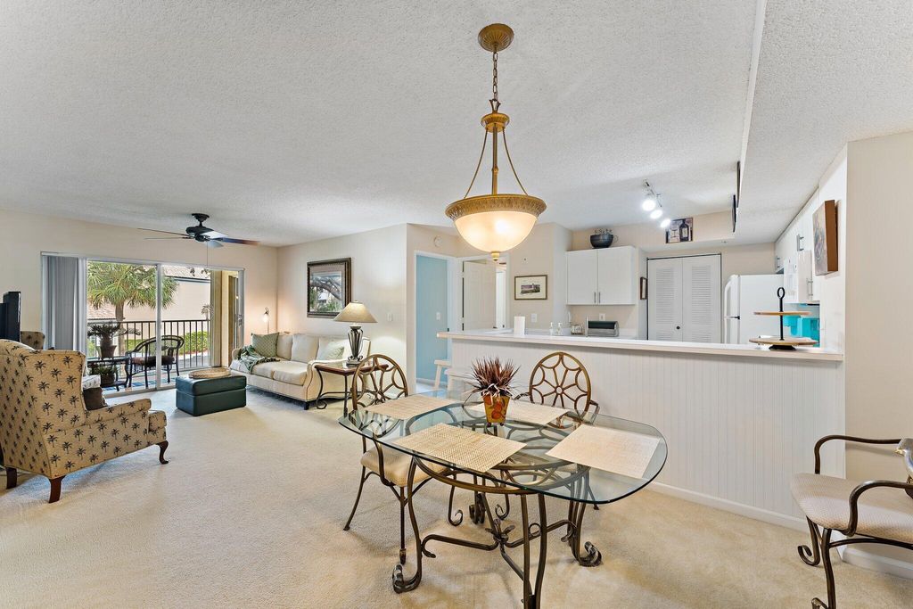 Photo of 242 Village Boulevard #2206, Tequesta, FL 33469 (MLS # R11049117)