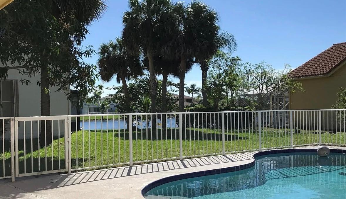 LAKE CHARLESTON PAR - Residential Lease