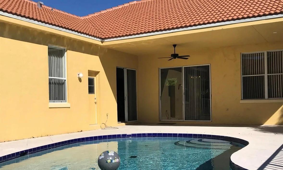 LAKE CHARLESTON PAR - Residential Lease