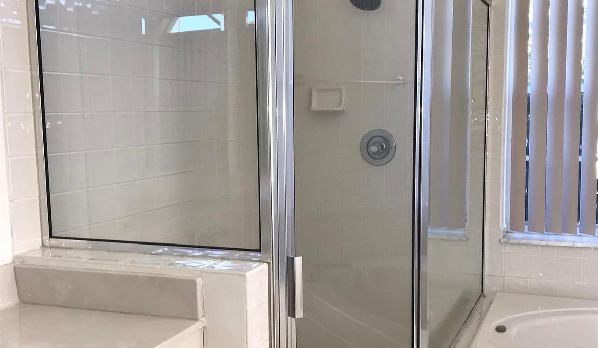 LAKE CHARLESTON PAR - Residential Lease