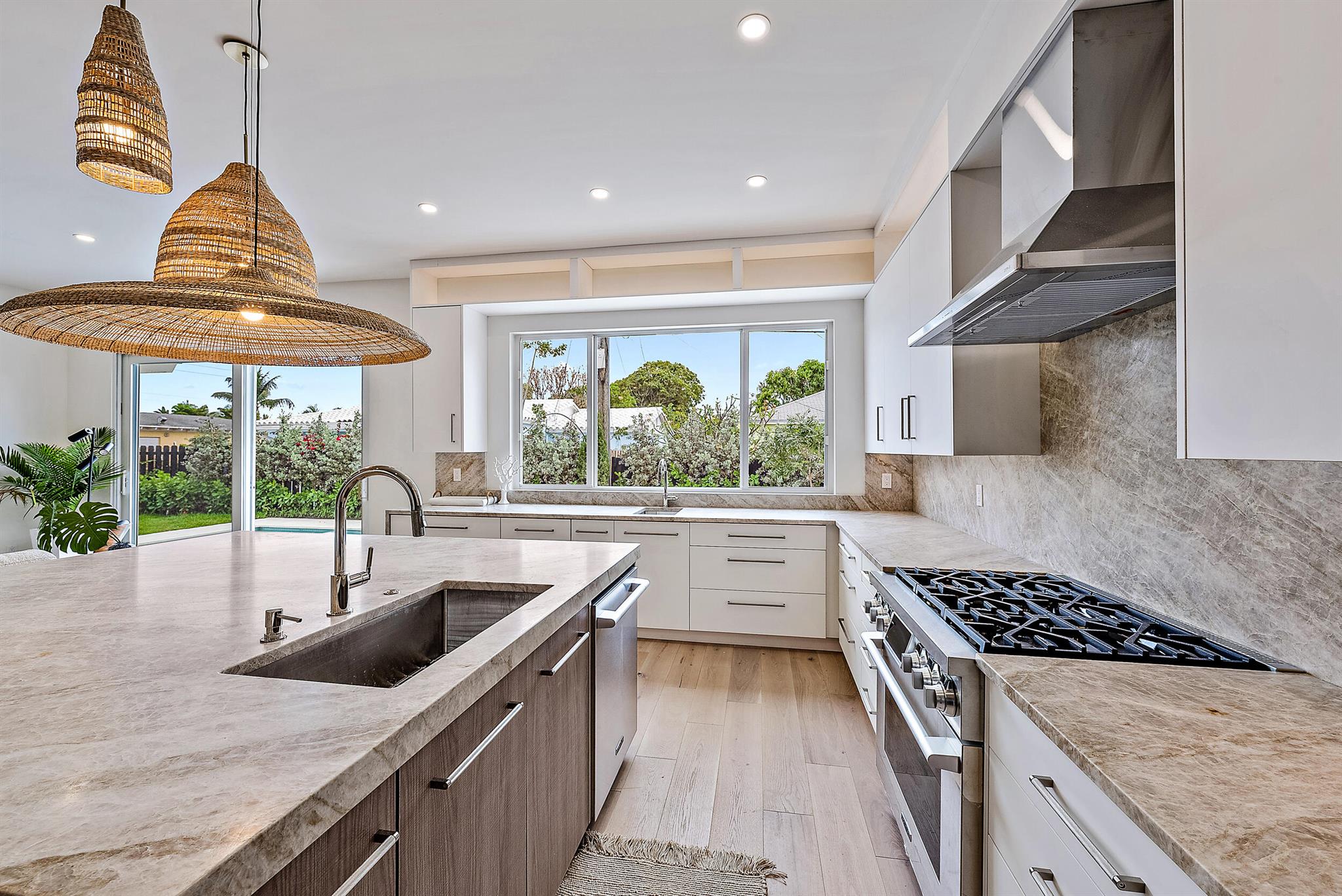 EDMOR ESTS ADD TO WPB IN - Residential