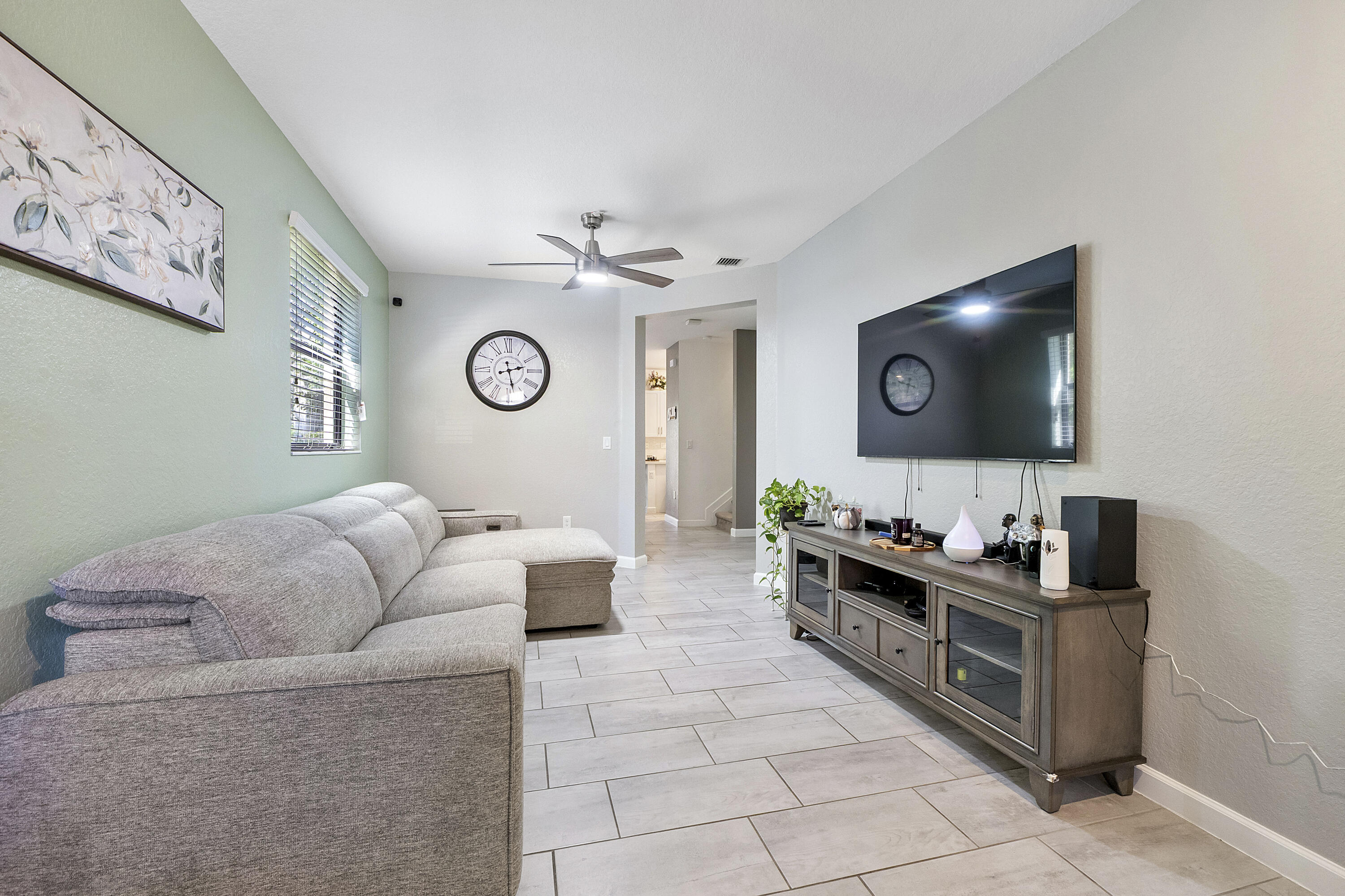 HORIZON TOWNHOMES at CELEBRATION POINTE - Residential