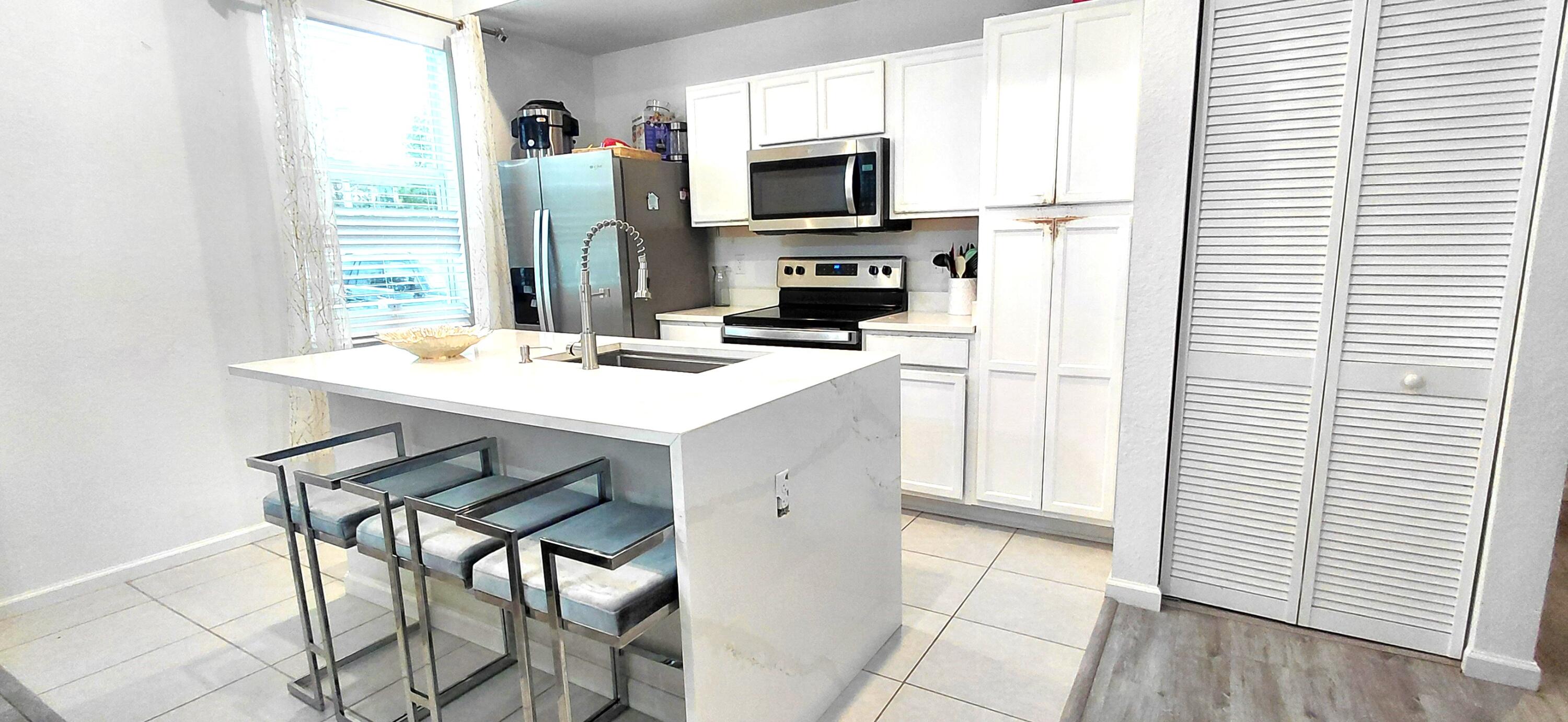 8878 Lake Worth Road 111