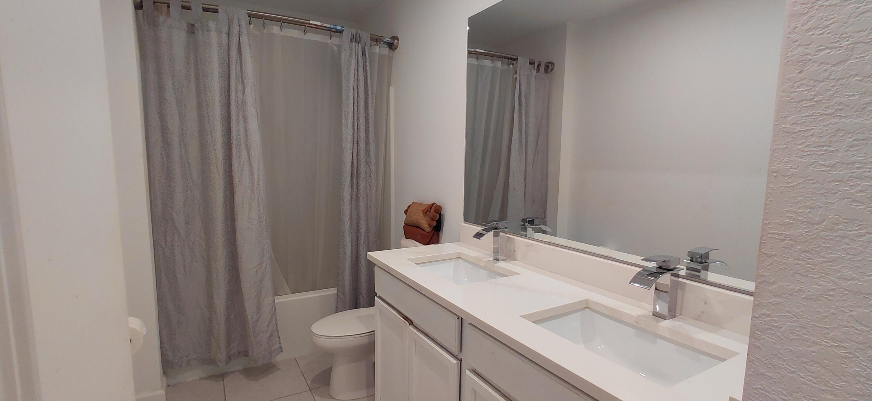 POLO LEGACY CONDO - Residential