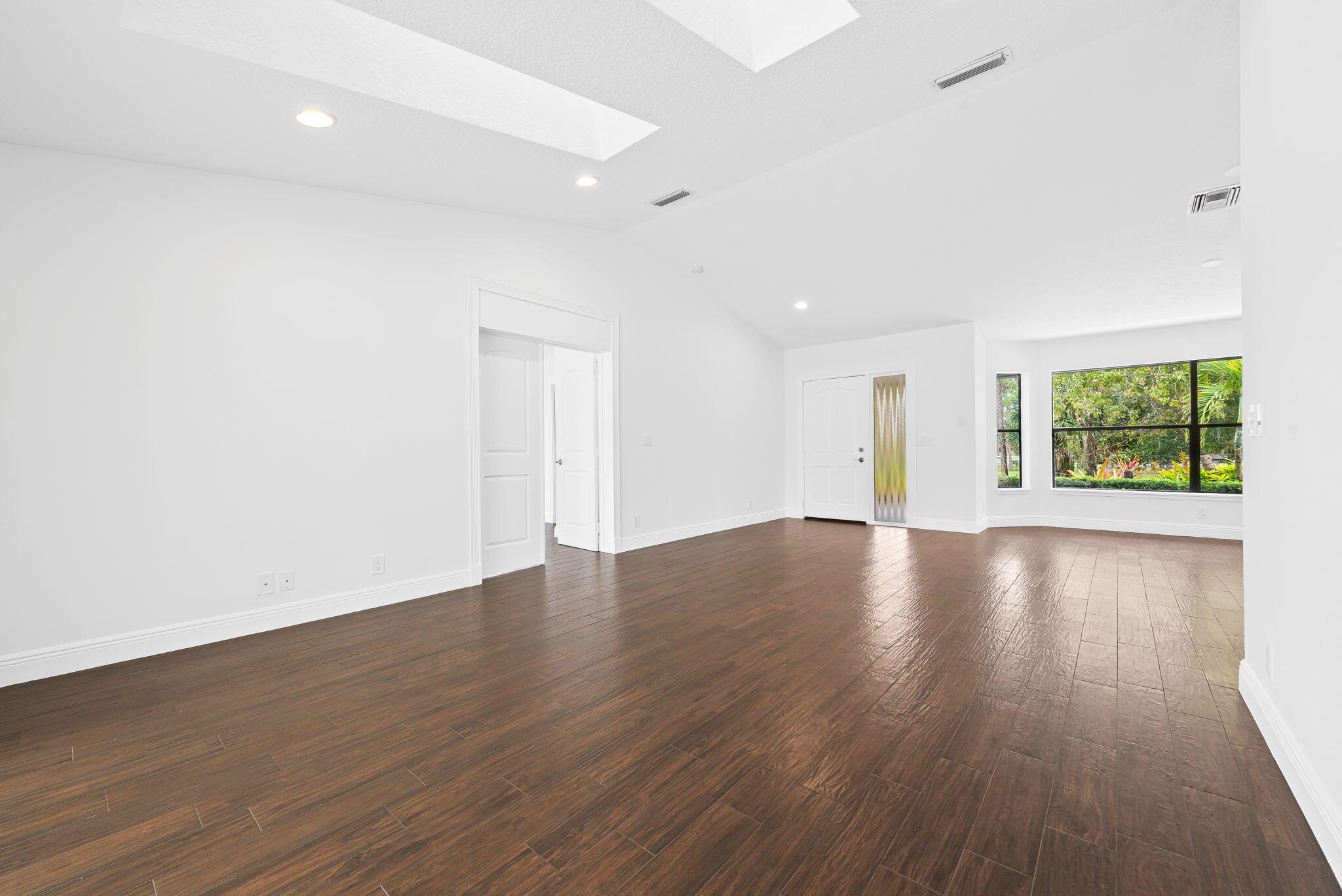 HOMELAND - Residential