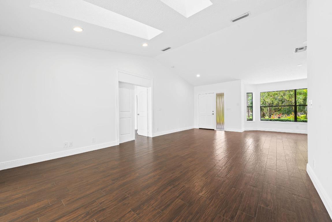 HOMELAND - Residential