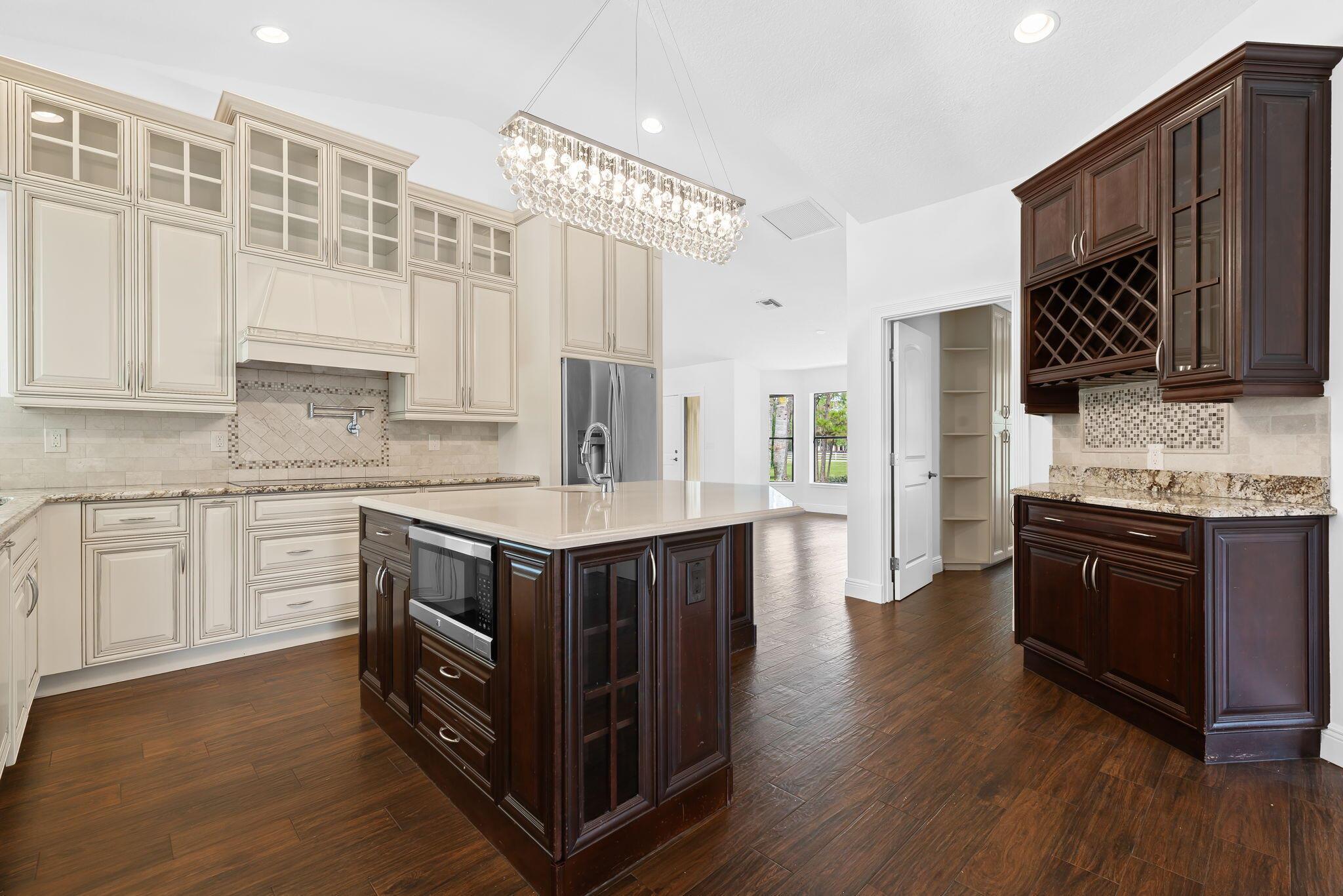 HOMELAND - Residential