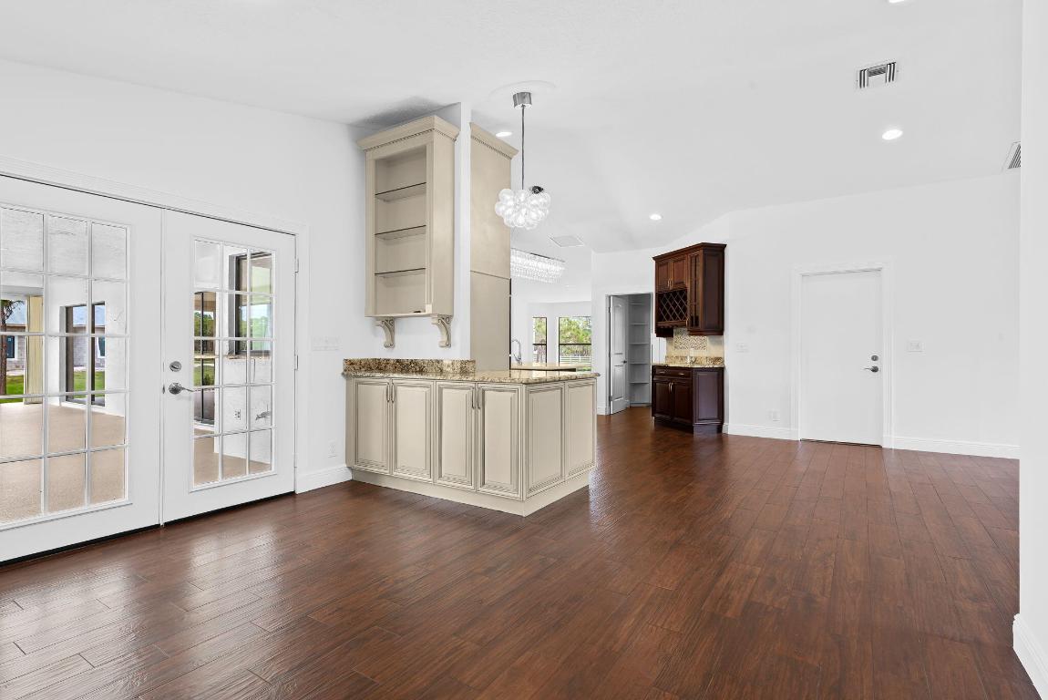 HOMELAND - Residential